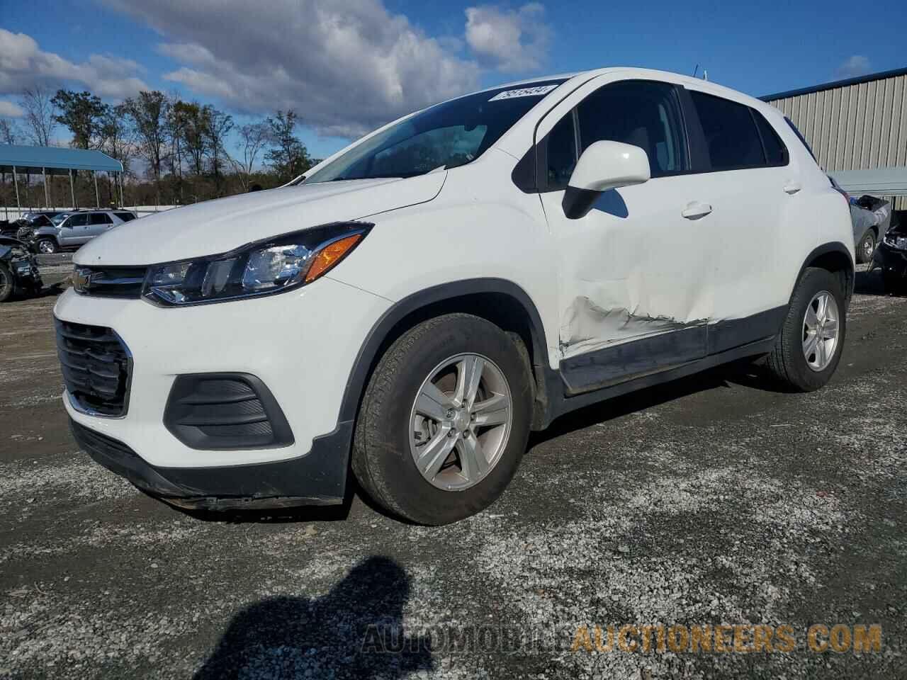 KL7CJKSM2NB525303 CHEVROLET TRAX 2022