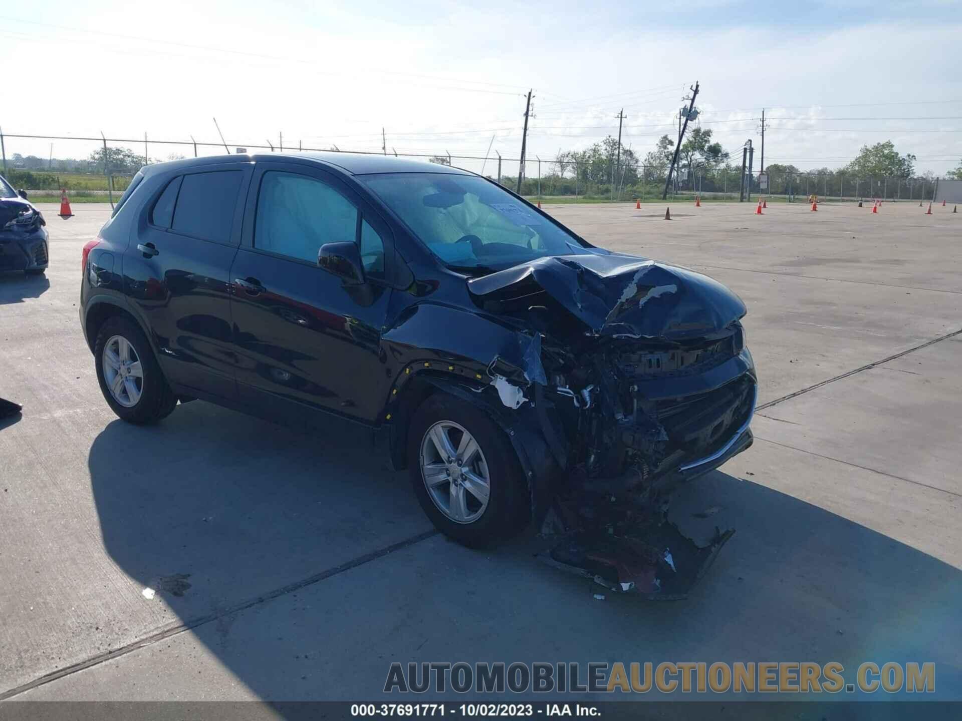 KL7CJKSM6NB536210 CHEVROLET TRAX 2022