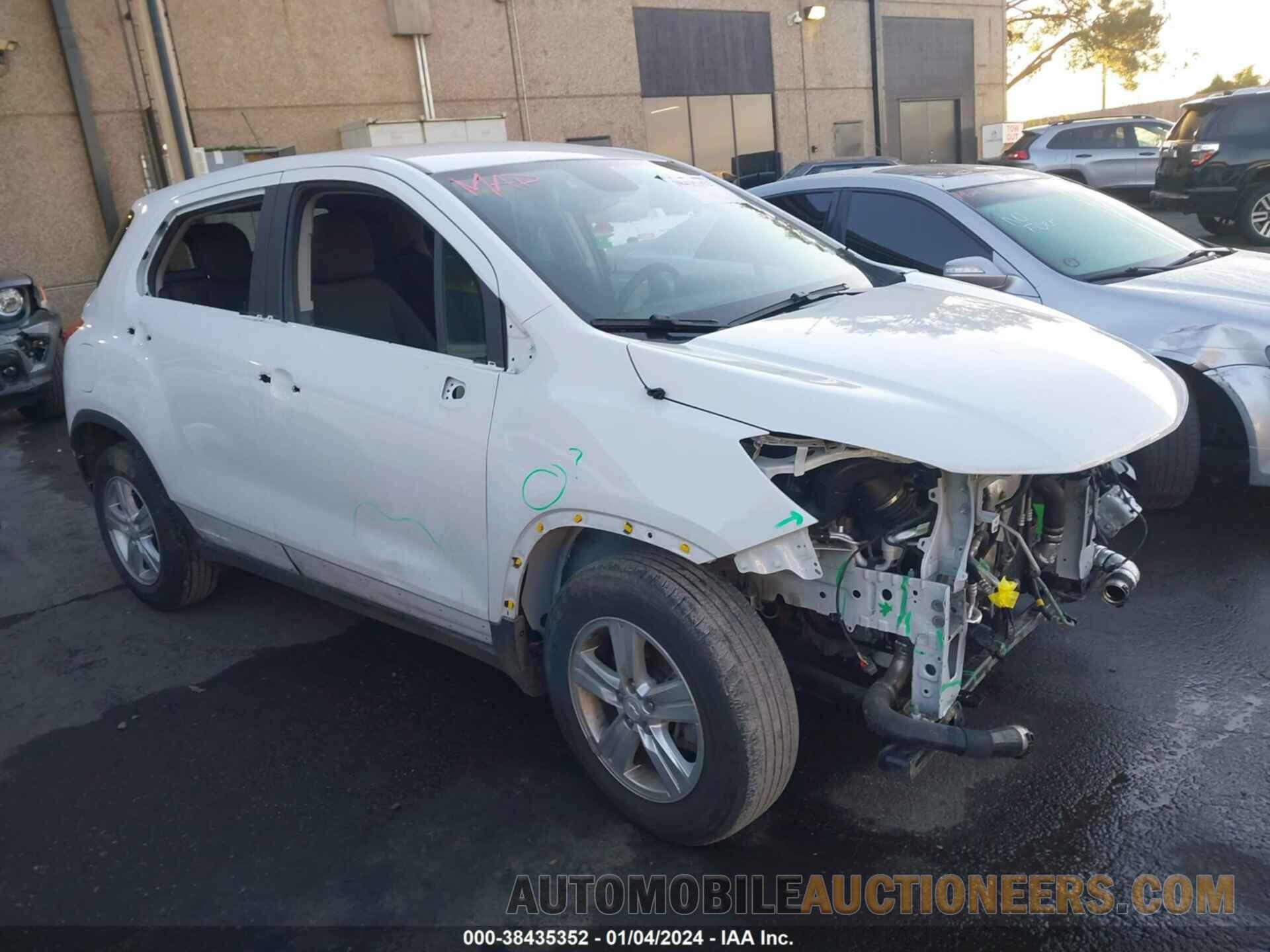 KL7CJKSM9NB548870 CHEVROLET TRAX 2022