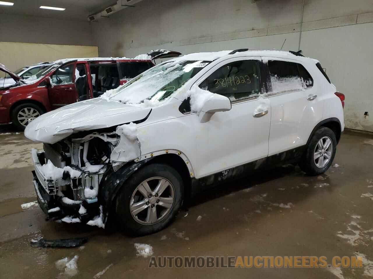 KL7CJLSB1JB638982 CHEVROLET TRAX 2018