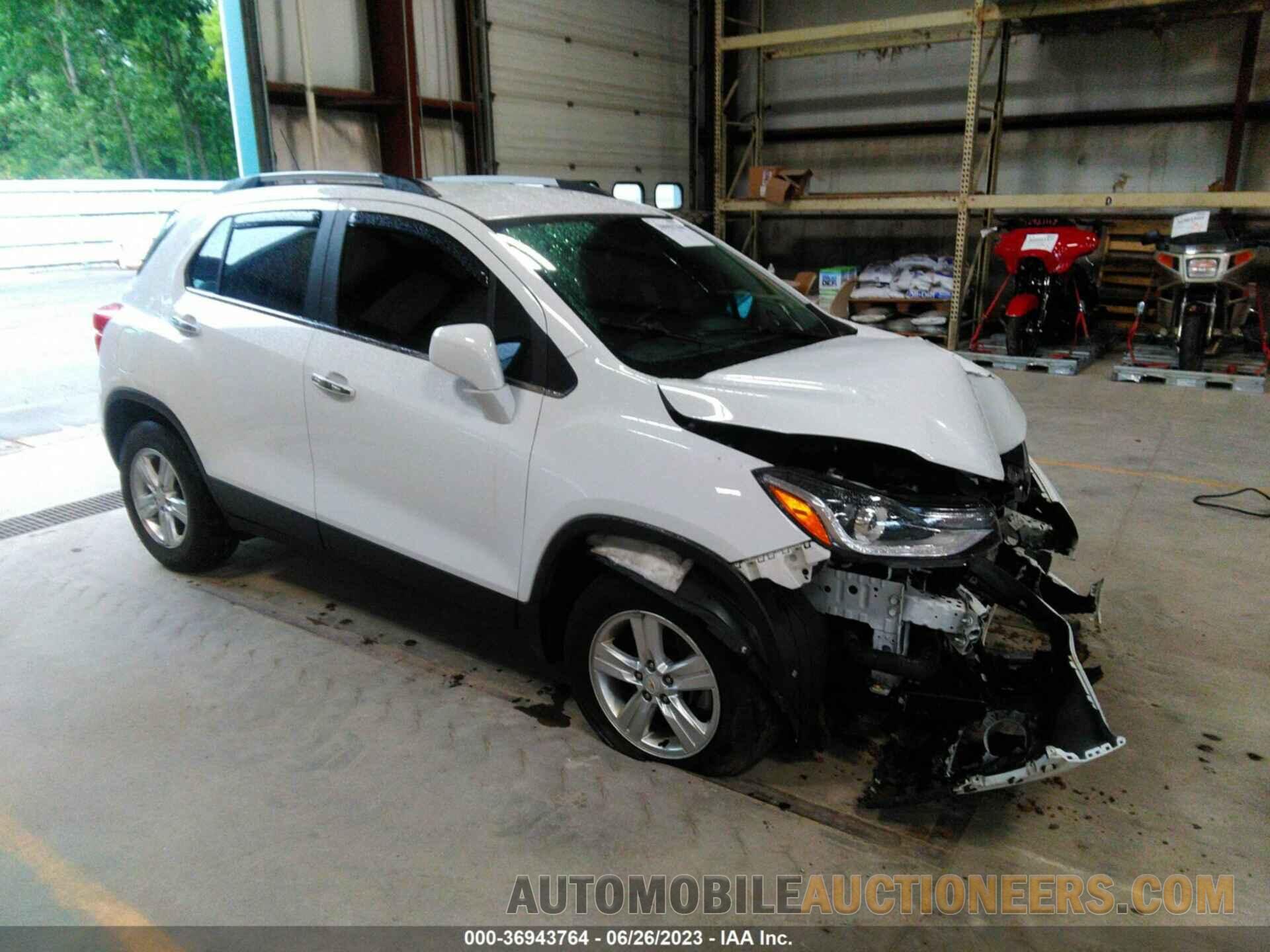 KL7CJLSB1JB677619 CHEVROLET TRAX 2018