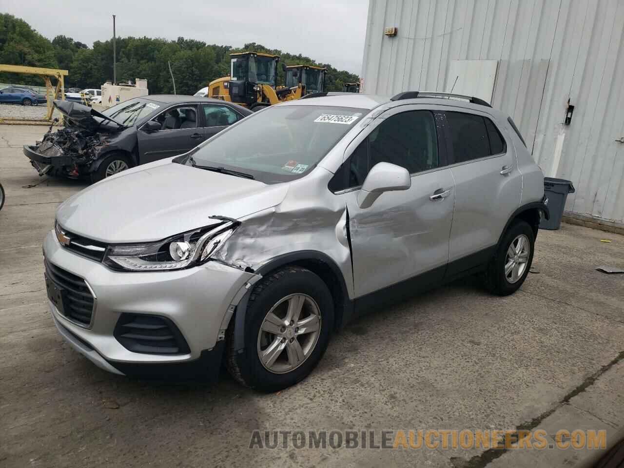 KL7CJLSB2JB685633 CHEVROLET TRAX 2018