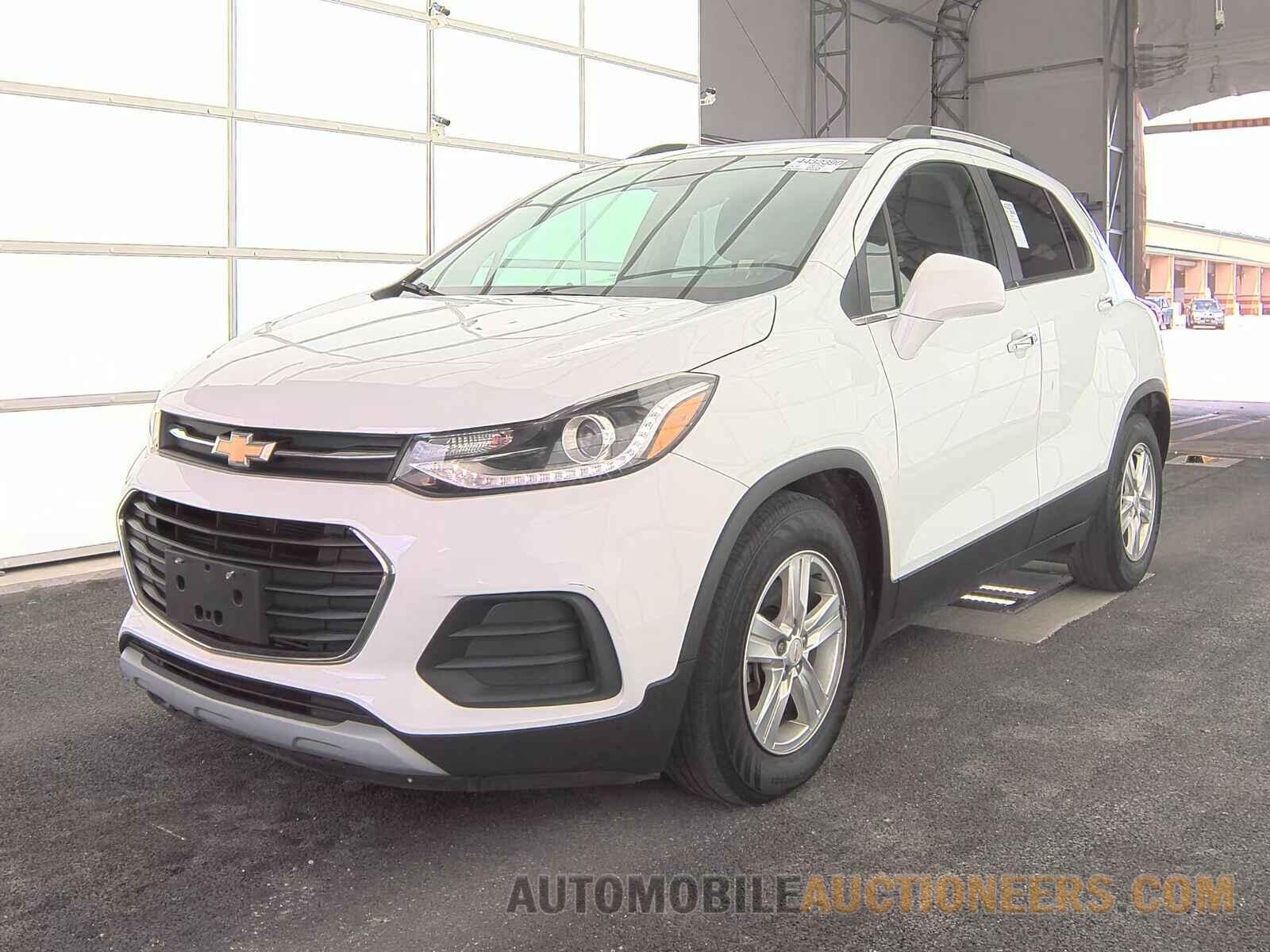 KL7CJLSB2JB718775 Chevrolet Trax 2018