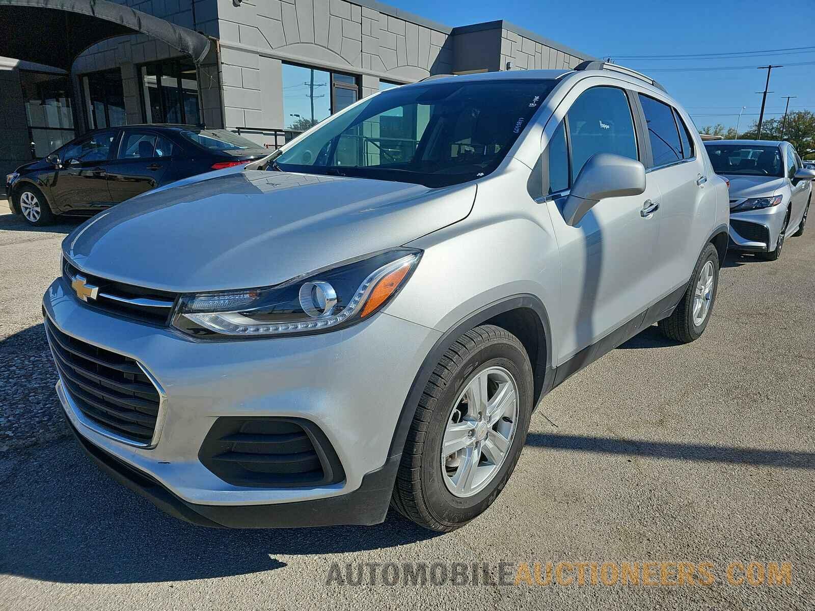 KL7CJLSB3LB018590 Chevrolet Trax 2020