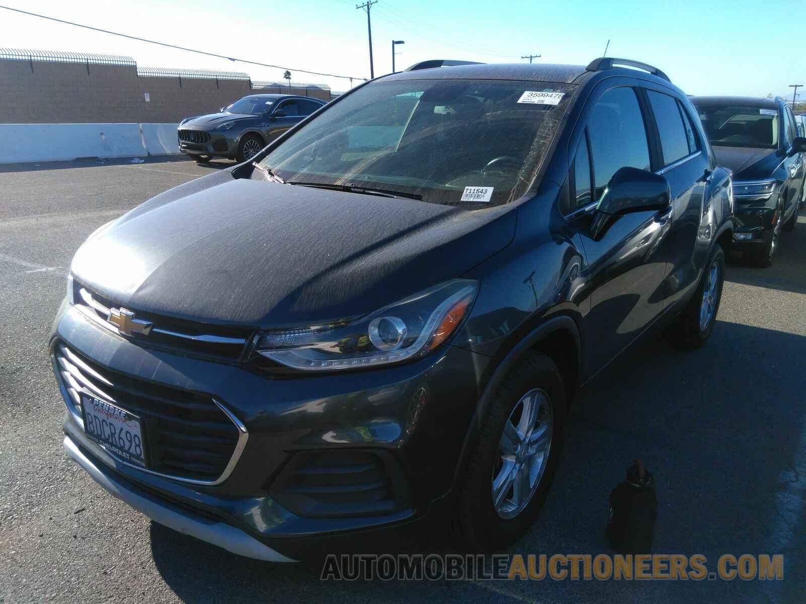 KL7CJLSB4JB628608 Chevrolet Trax 2018