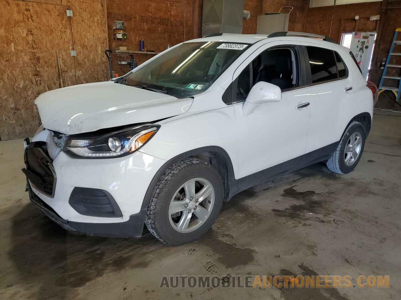 KL7CJLSB8JB680825 CHEVROLET TRAX 2018