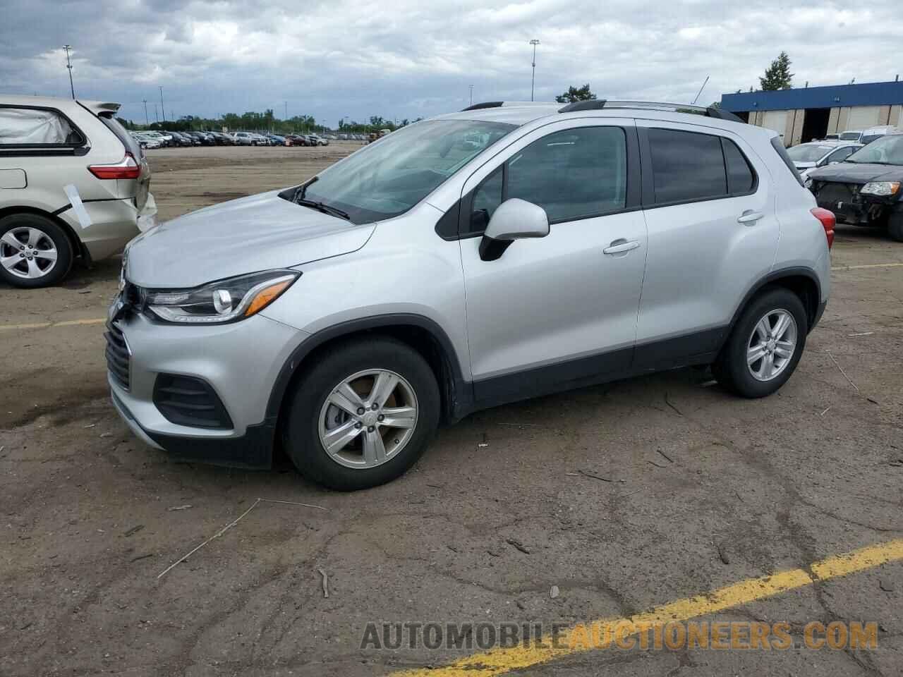 KL7CJLSB8MB307627 CHEVROLET TRAX 2021