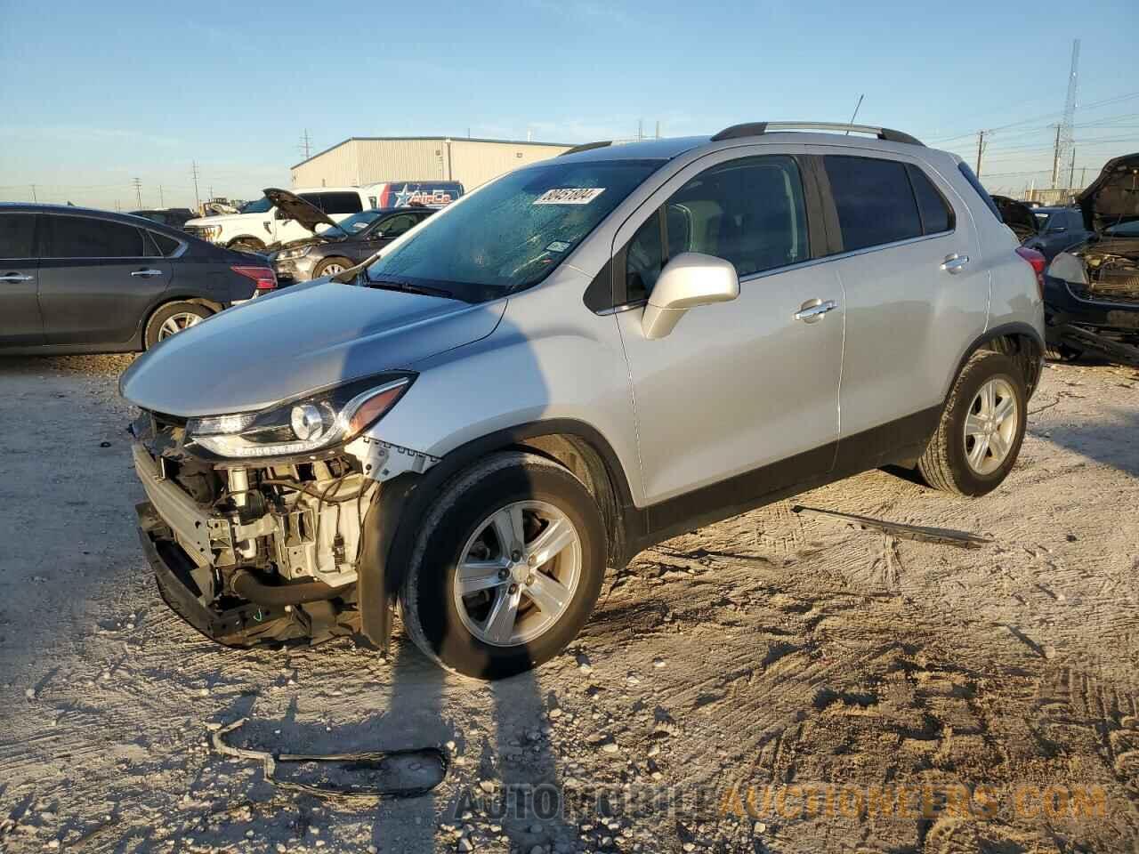 KL7CJLSB9JB638695 CHEVROLET TRAX 2018