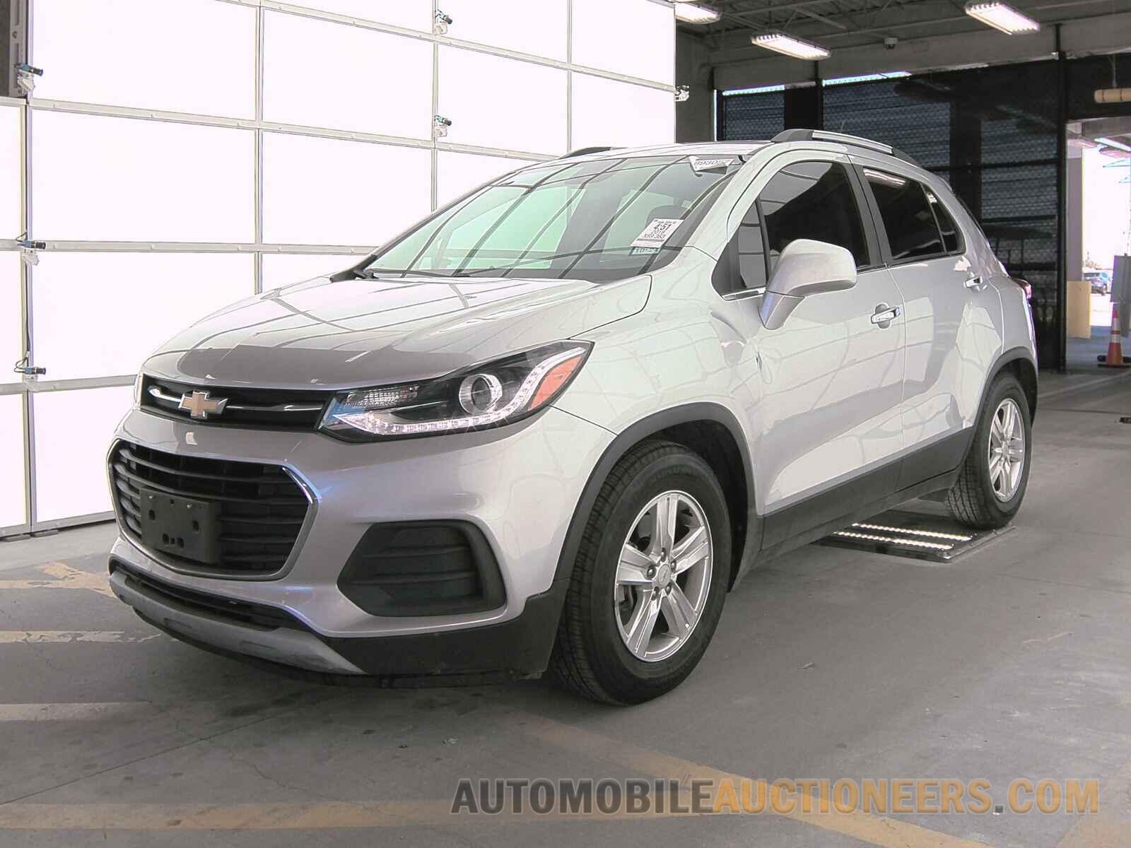 KL7CJLSB9JB644268 Chevrolet Trax 2018