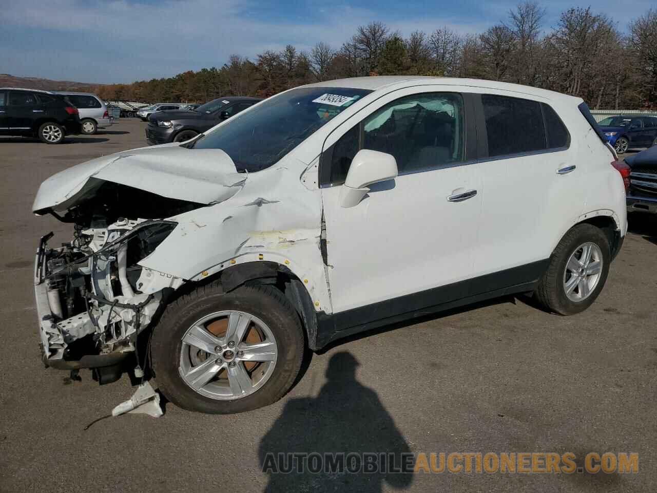 KL7CJLSBXKB909703 CHEVROLET TRAX 2019