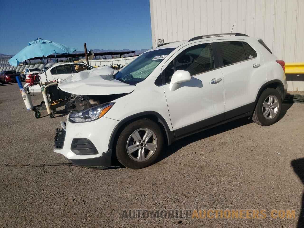 KL7CJLSBXLB008669 CHEVROLET TRAX 2020