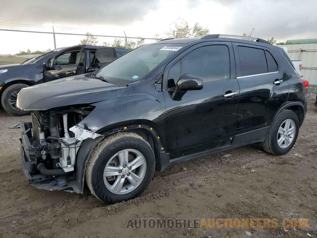 KL7CJLSBXLB015198 CHEVROLET TRAX 2020