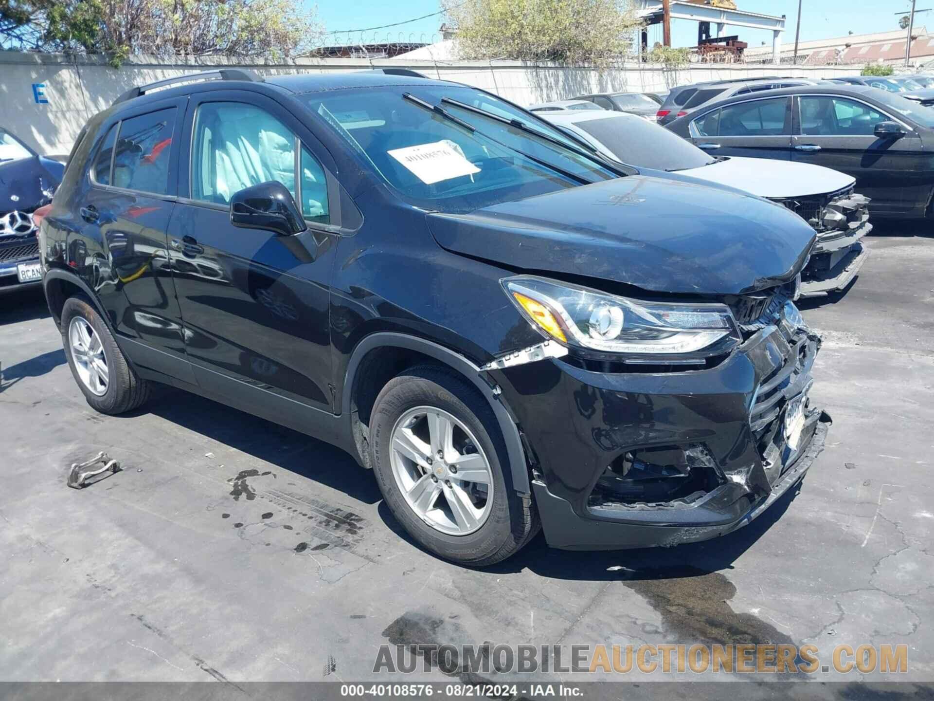 KL7CJLSM7NB558447 CHEVROLET TRAX 2022