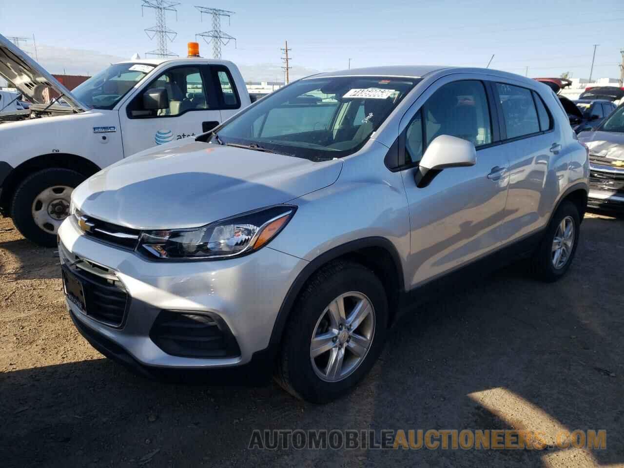 KL7CJNSB1JB608389 CHEVROLET TRAX 2018