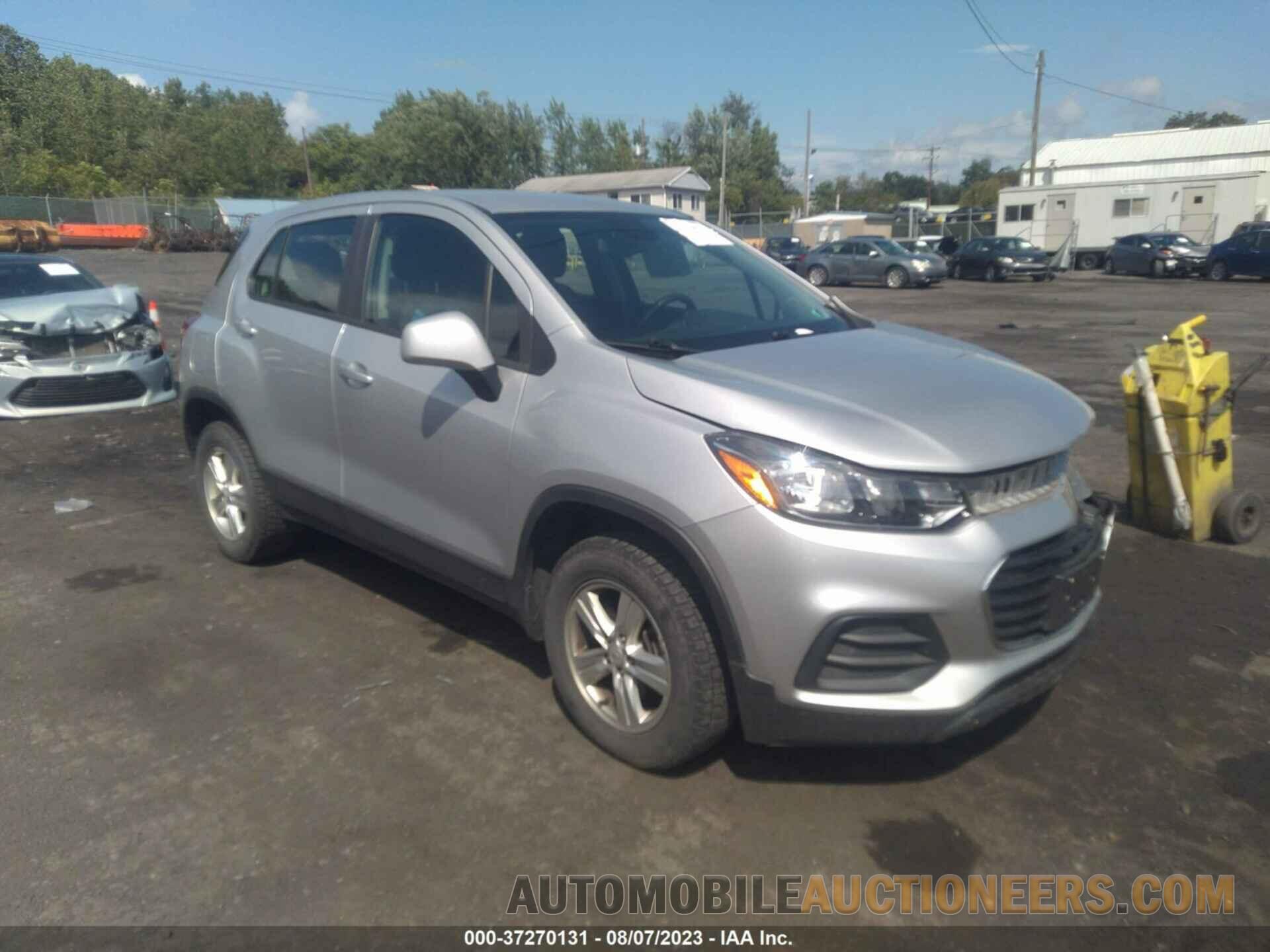 KL7CJNSB2JB549028 CHEVROLET TRAX 2018