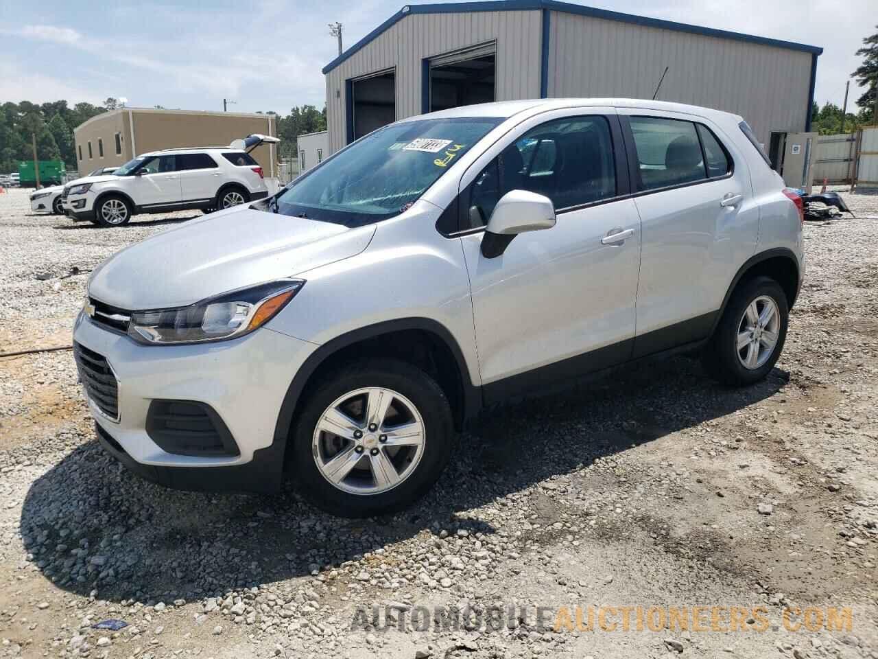 KL7CJNSB8JB724088 CHEVROLET TRAX 2018