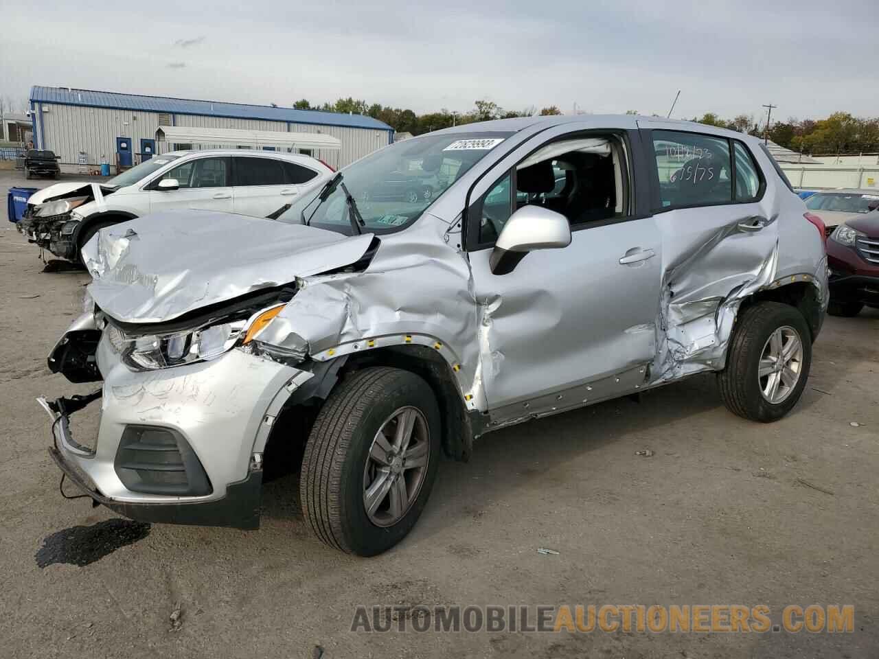 KL7CJNSBXJB712332 CHEVROLET TRAX 2018