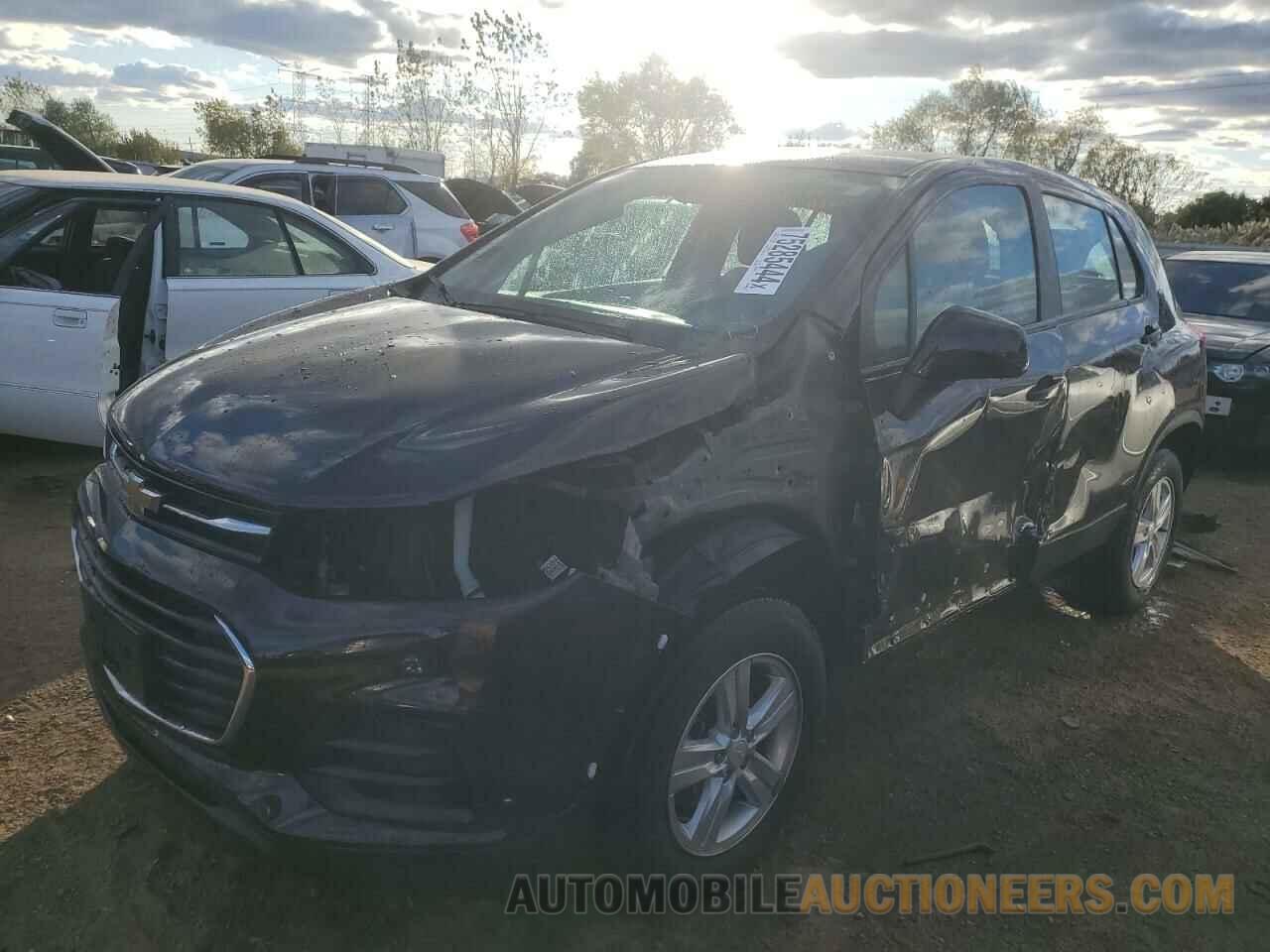 KL7CJNSM2MB374267 CHEVROLET TRAX 2021