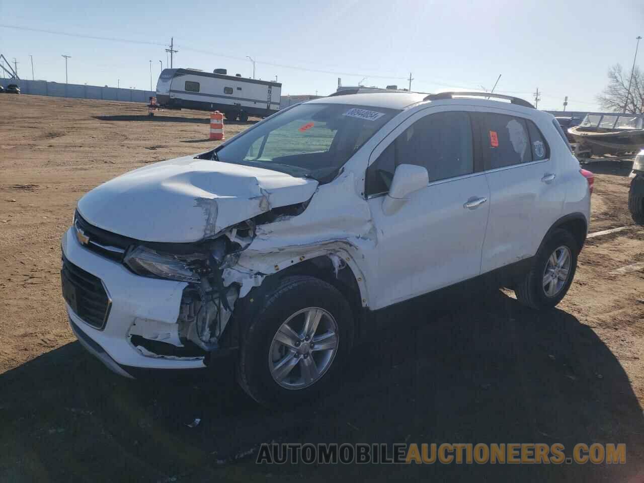 KL7CJPSB3JB691318 CHEVROLET TRAX 2018