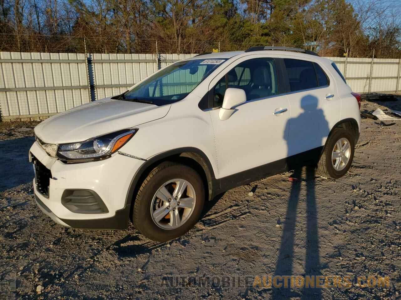 KL7CJPSB3JB709820 CHEVROLET TRAX 2018