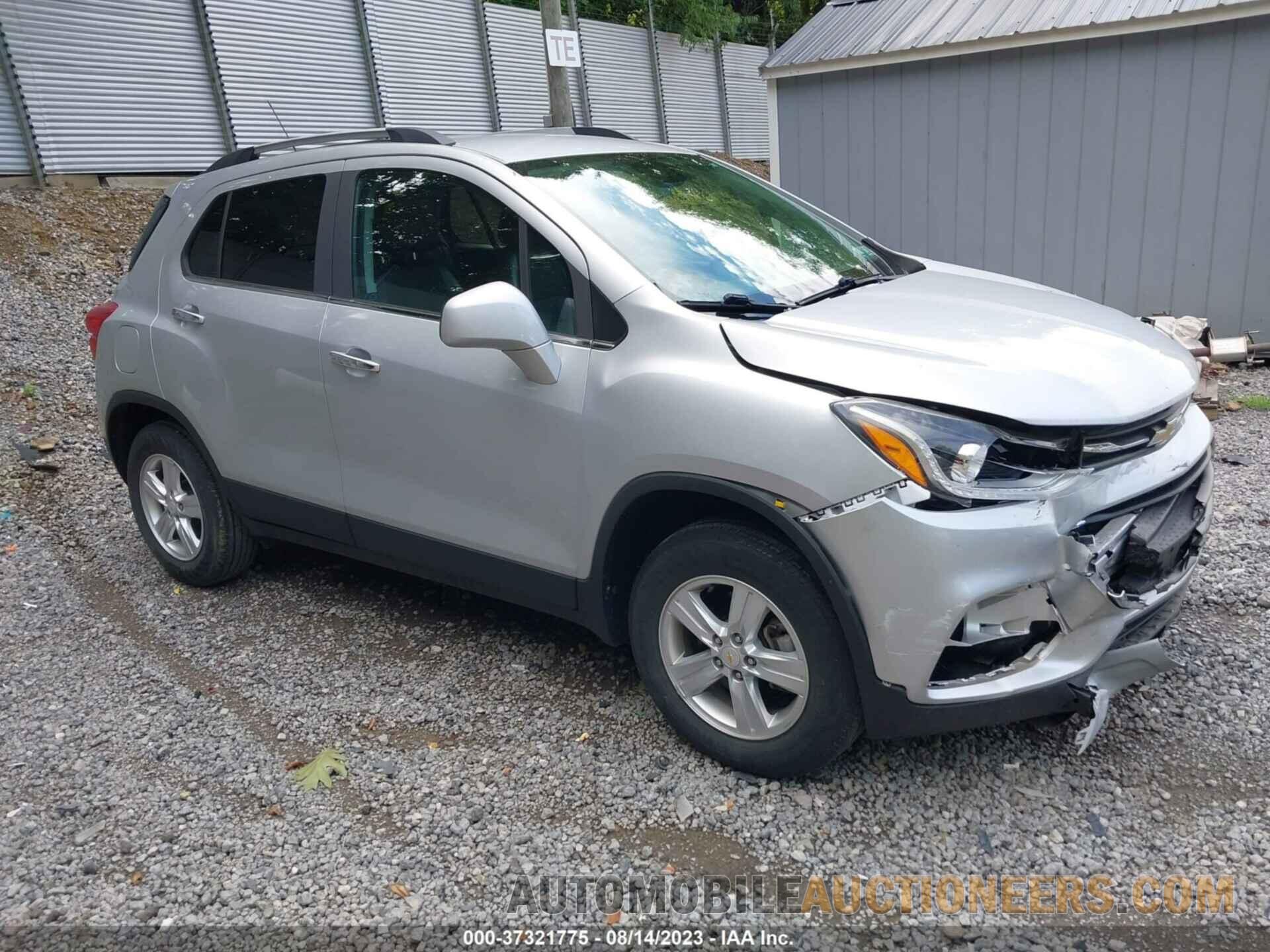 KL7CJPSB4JB611671 CHEVROLET TRAX 2018