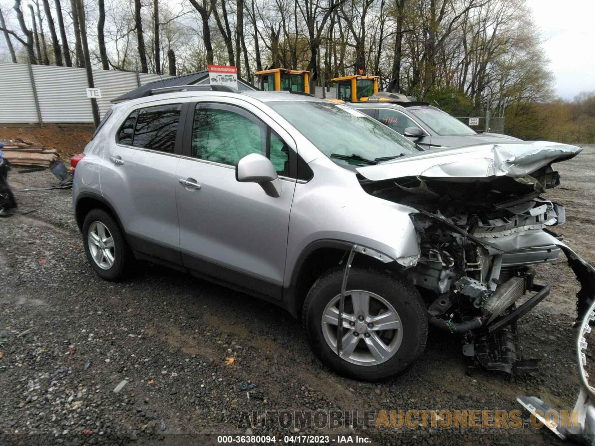 KL7CJPSB4JB712113 CHEVROLET TRAX 2018