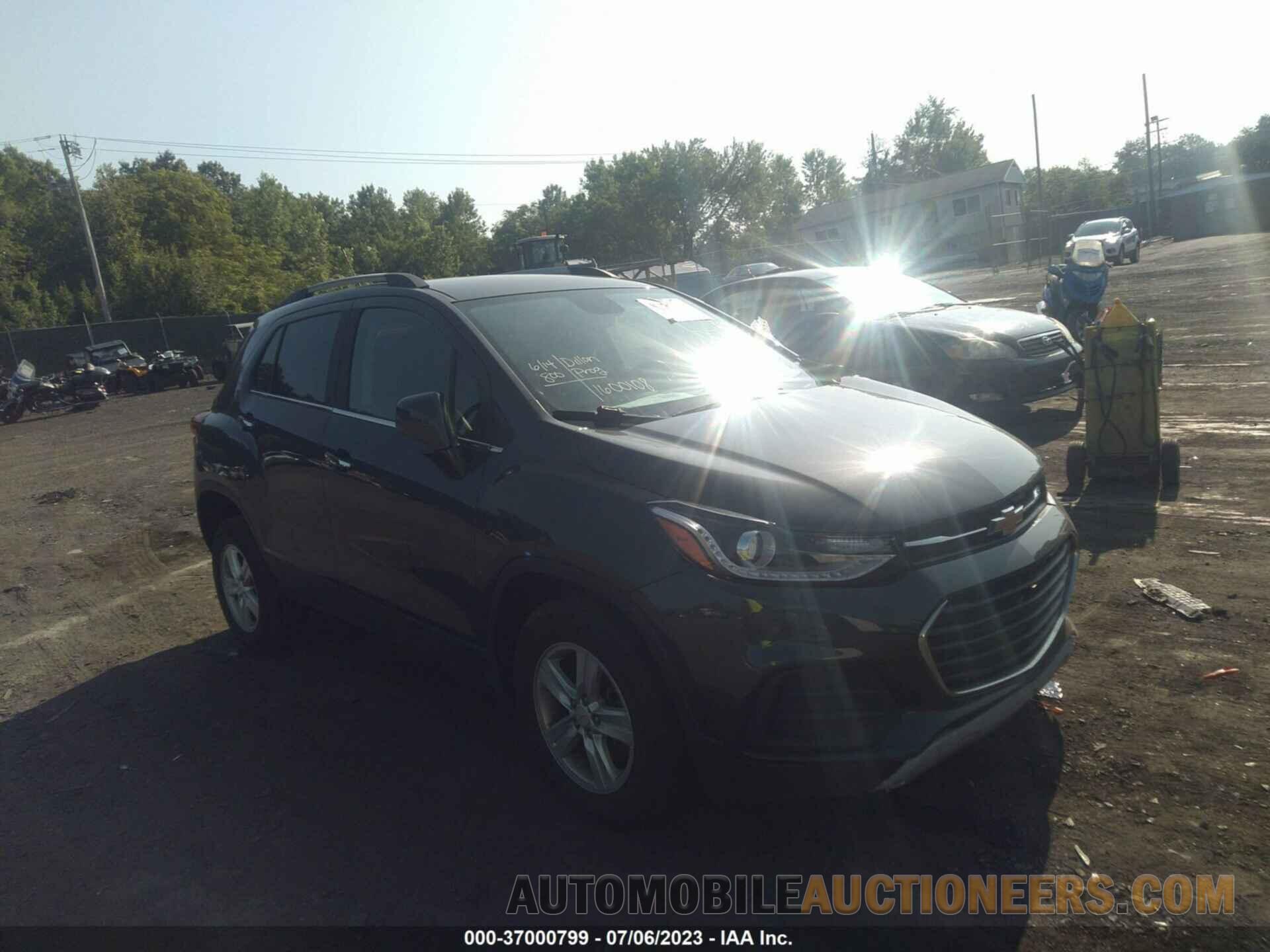 KL7CJPSB5JB565669 CHEVROLET TRAX 2018