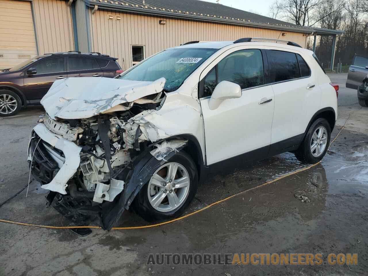 KL7CJPSB5JB574050 CHEVROLET TRAX 2018