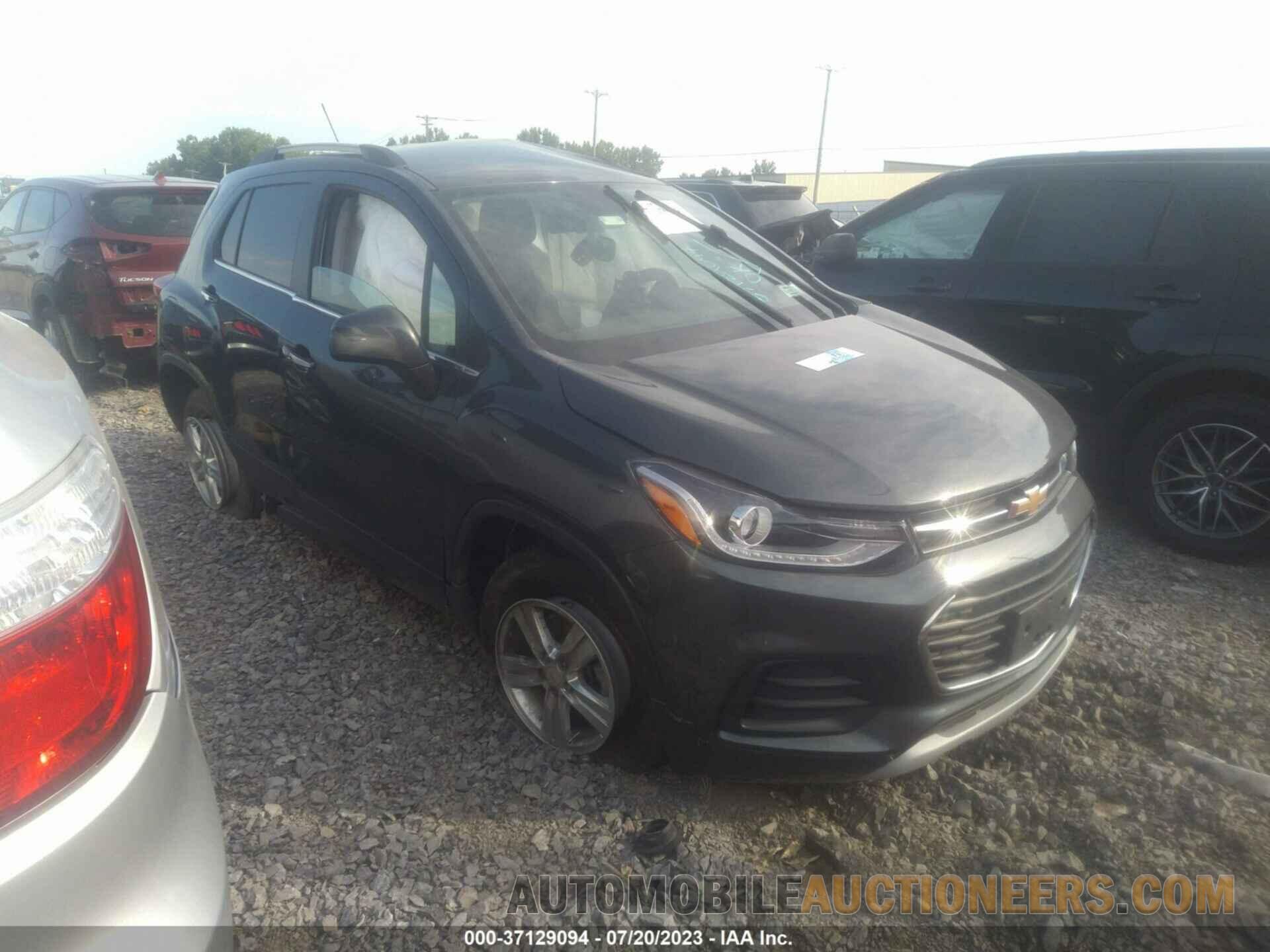 KL7CJPSB8JB648285 CHEVROLET TRAX 2018