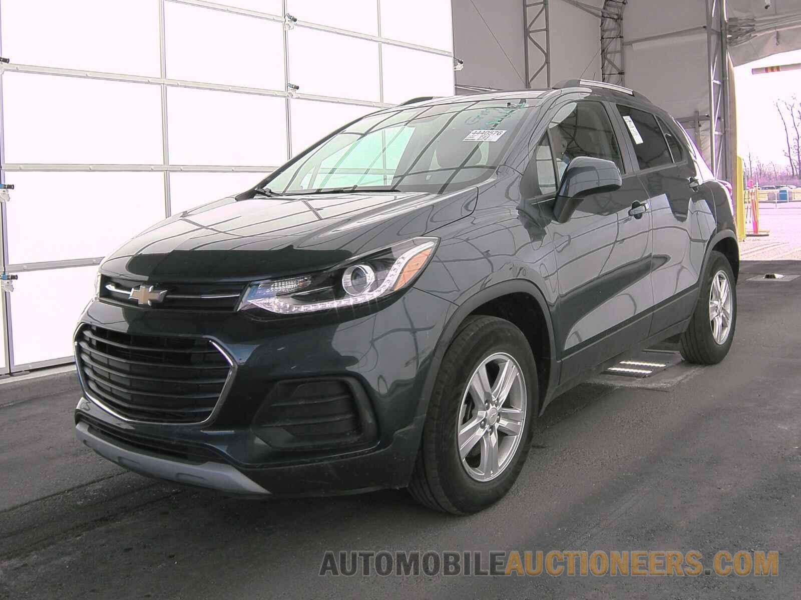 KL7CJPSB8MB358715 Chevrolet Trax 2021