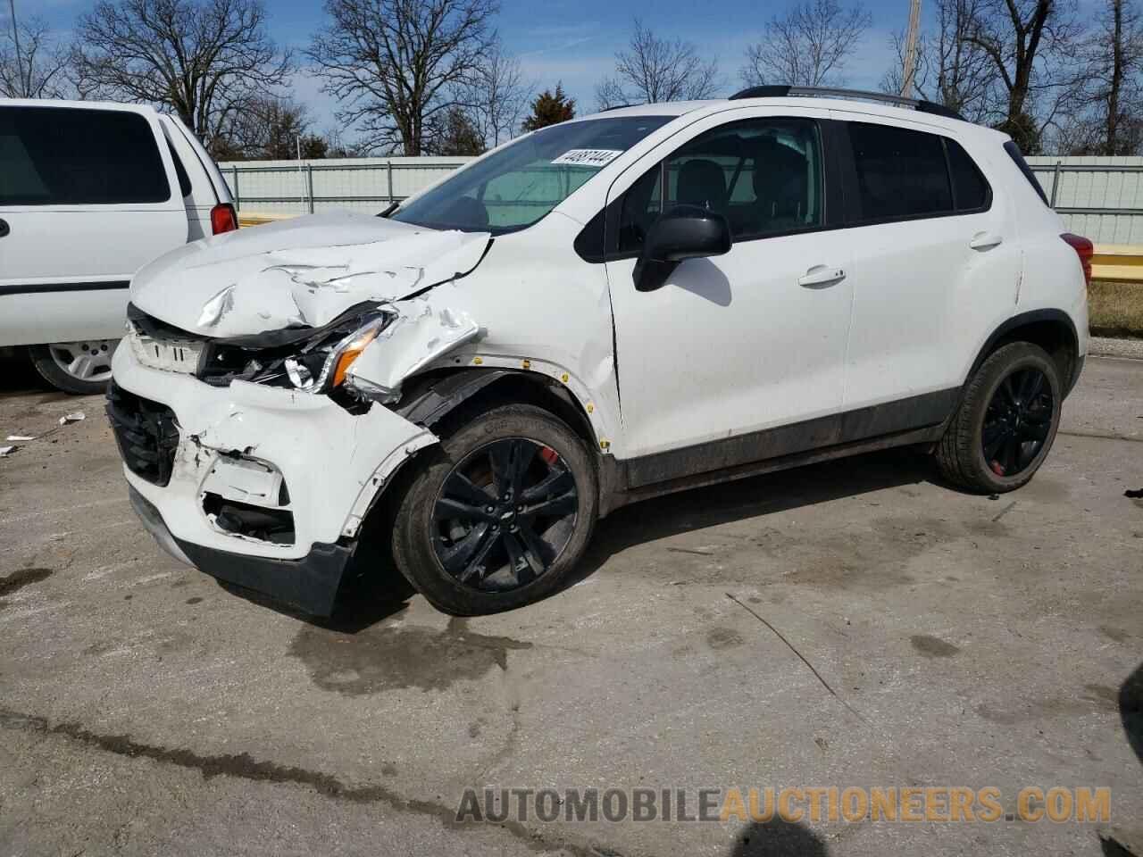 KL7CJPSB9LB327679 CHEVROLET TRAX 2020