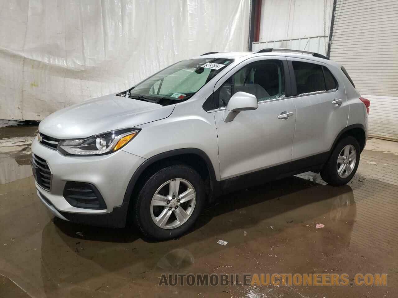 KL7CJPSBXJB563268 CHEVROLET TRAX 2018