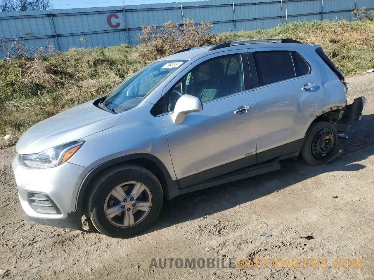 KL7CJPSBXJB608273 CHEVROLET TRAX 2018