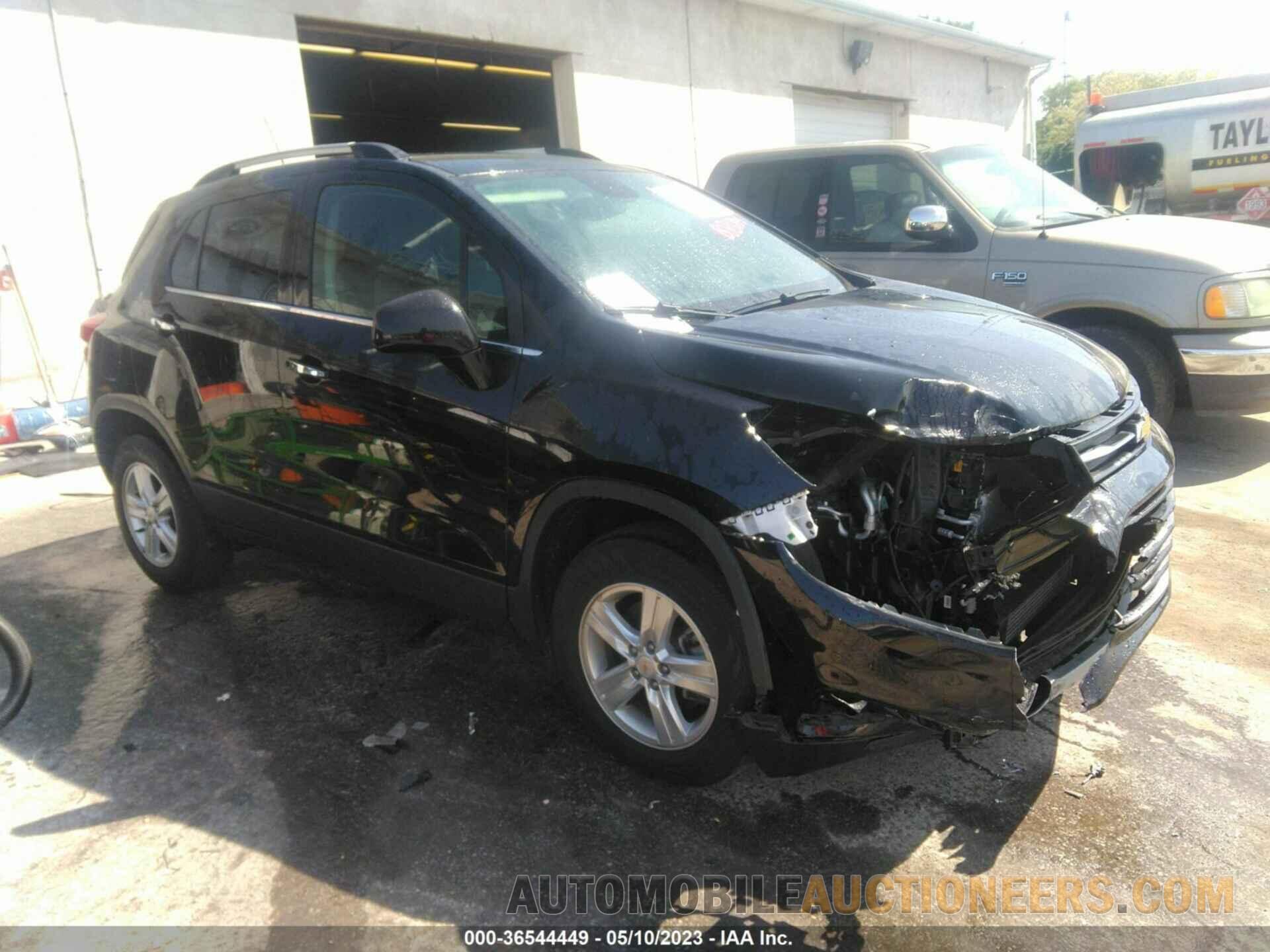 KL7CJPSBXLB028184 CHEVROLET TRAX 2020