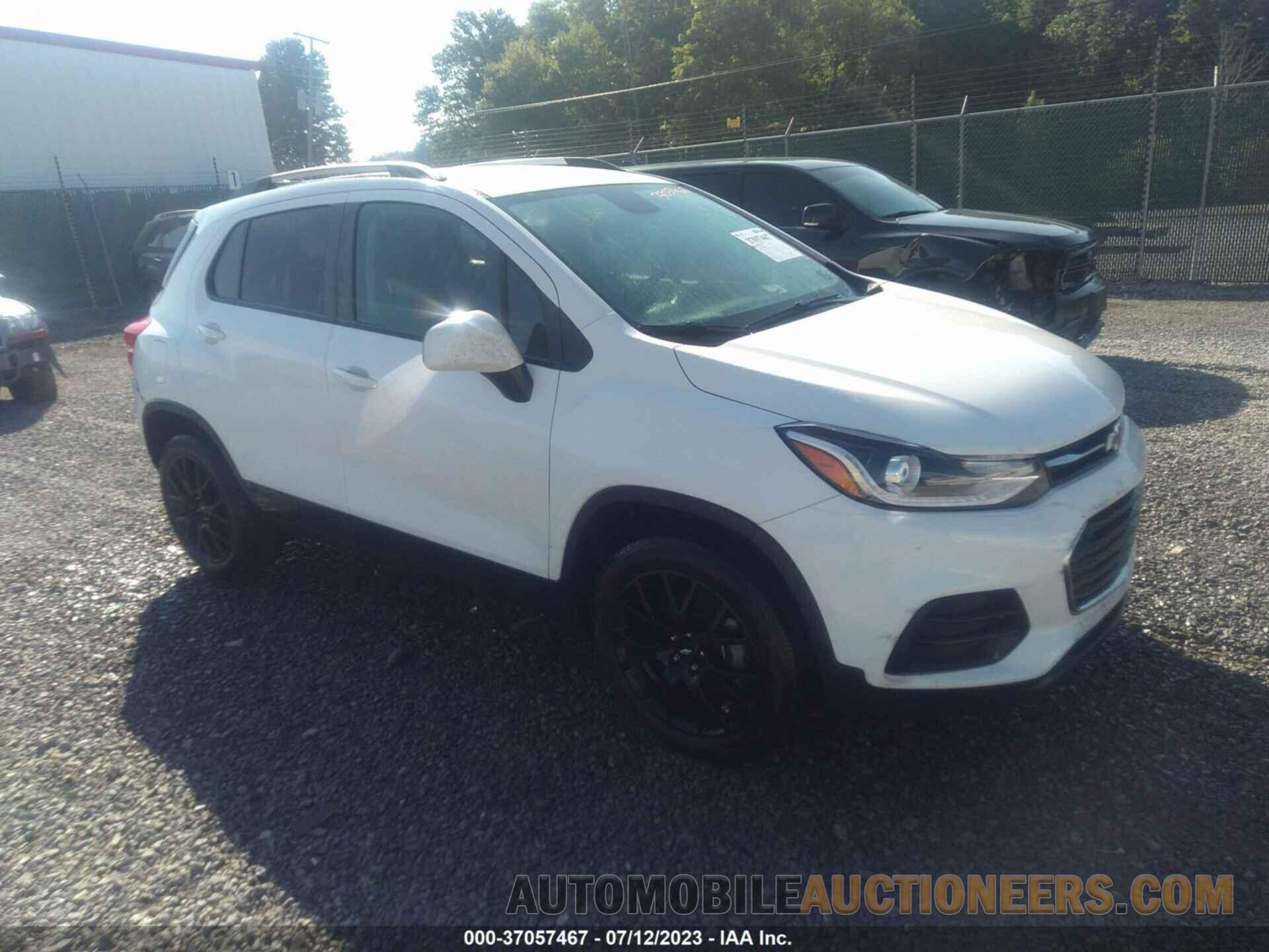 KL7CJPSM0NB569832 CHEVROLET TRAX 2022