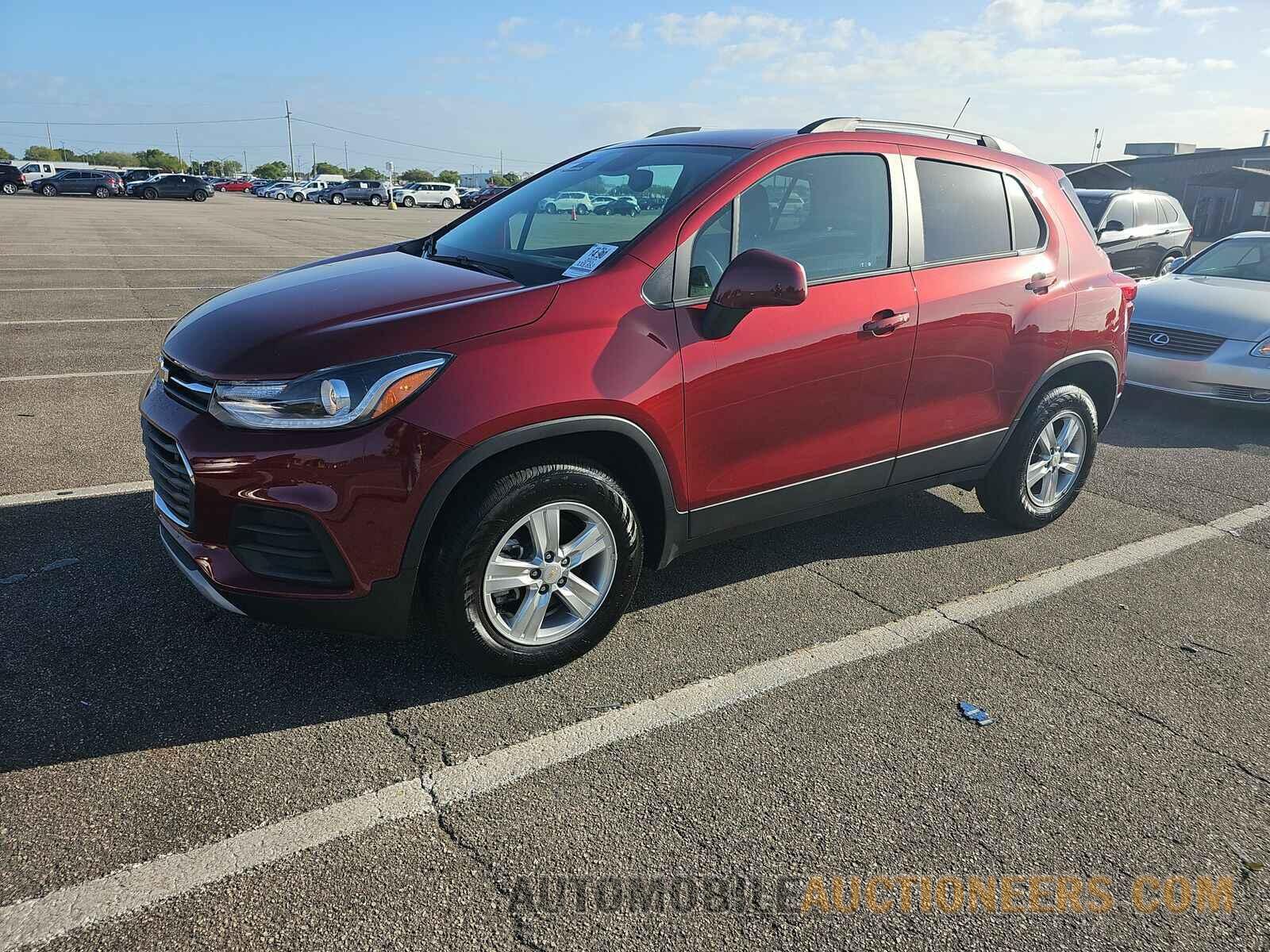 KL7CJPSM2NB525945 Chevrolet Trax 2022