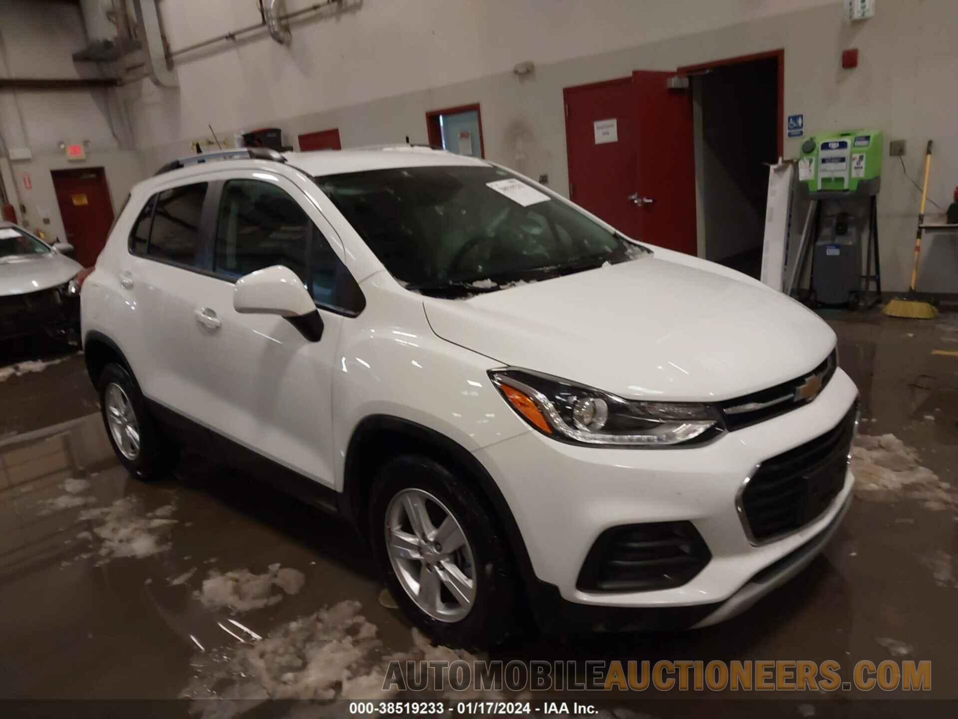 KL7CJPSM2NB562607 CHEVROLET TRAX 2022