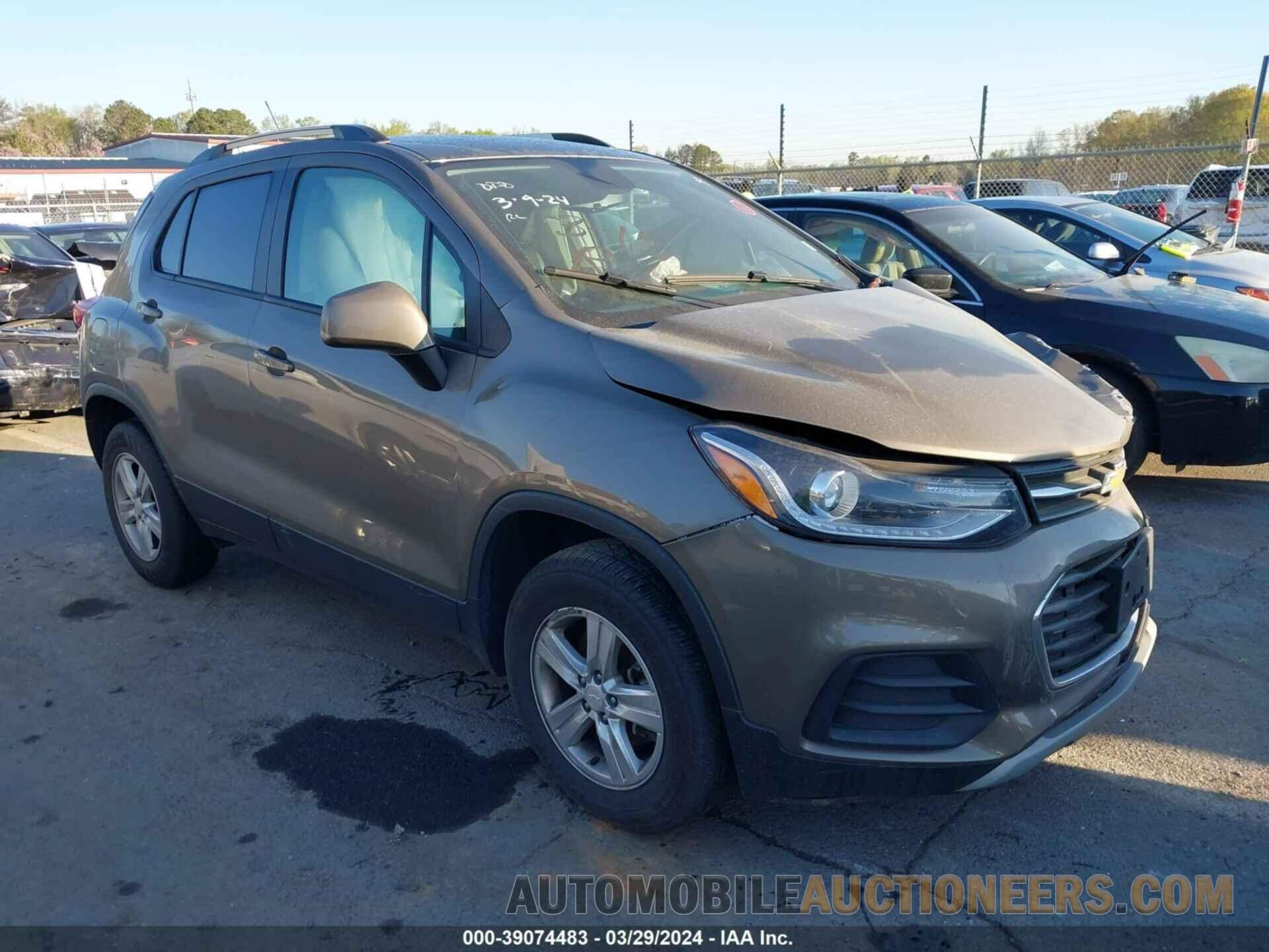 KL7CJPSM3NB527042 CHEVROLET TRAX 2022