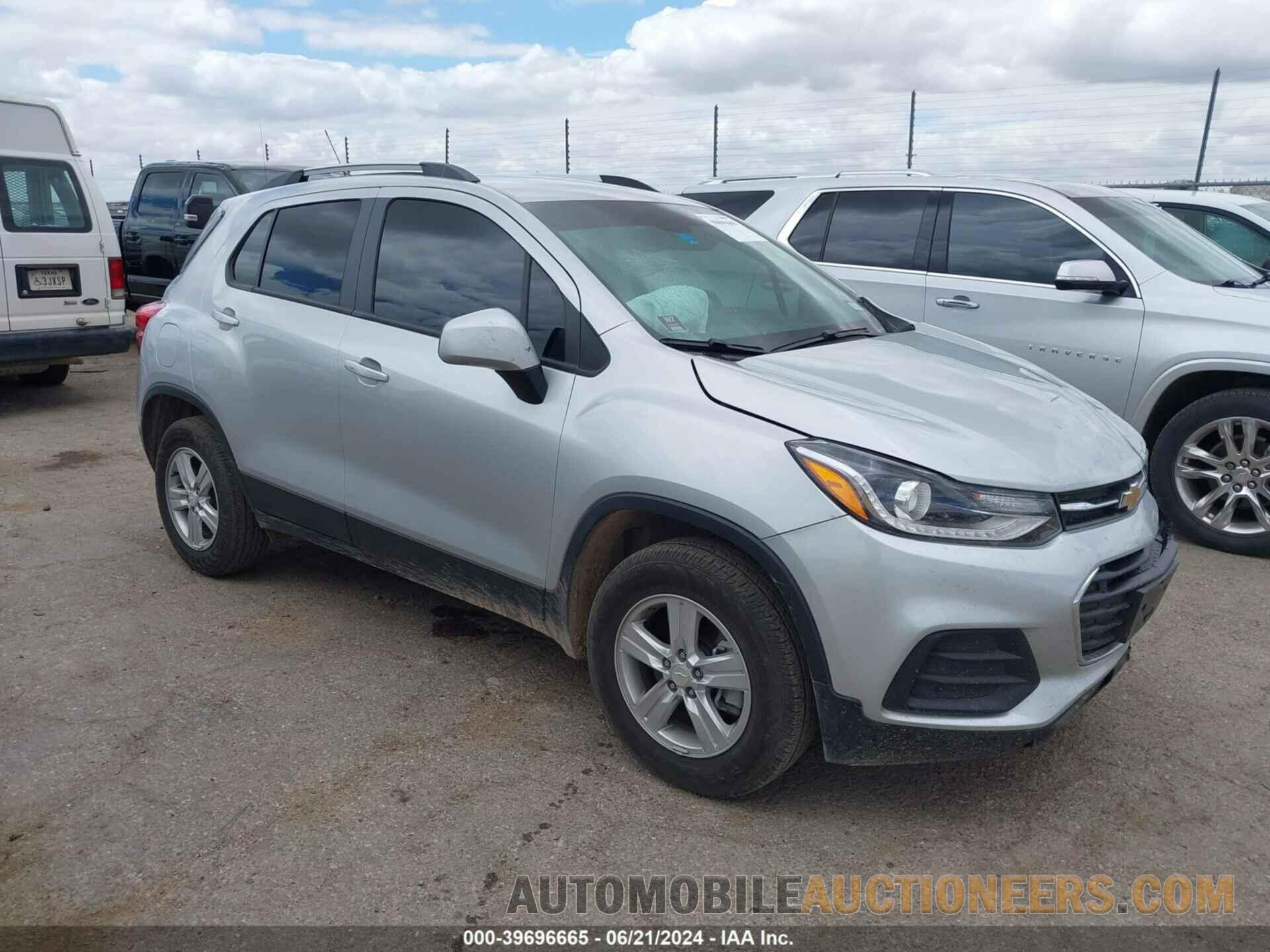 KL7CJPSM3NB560820 CHEVROLET TRAX 2022