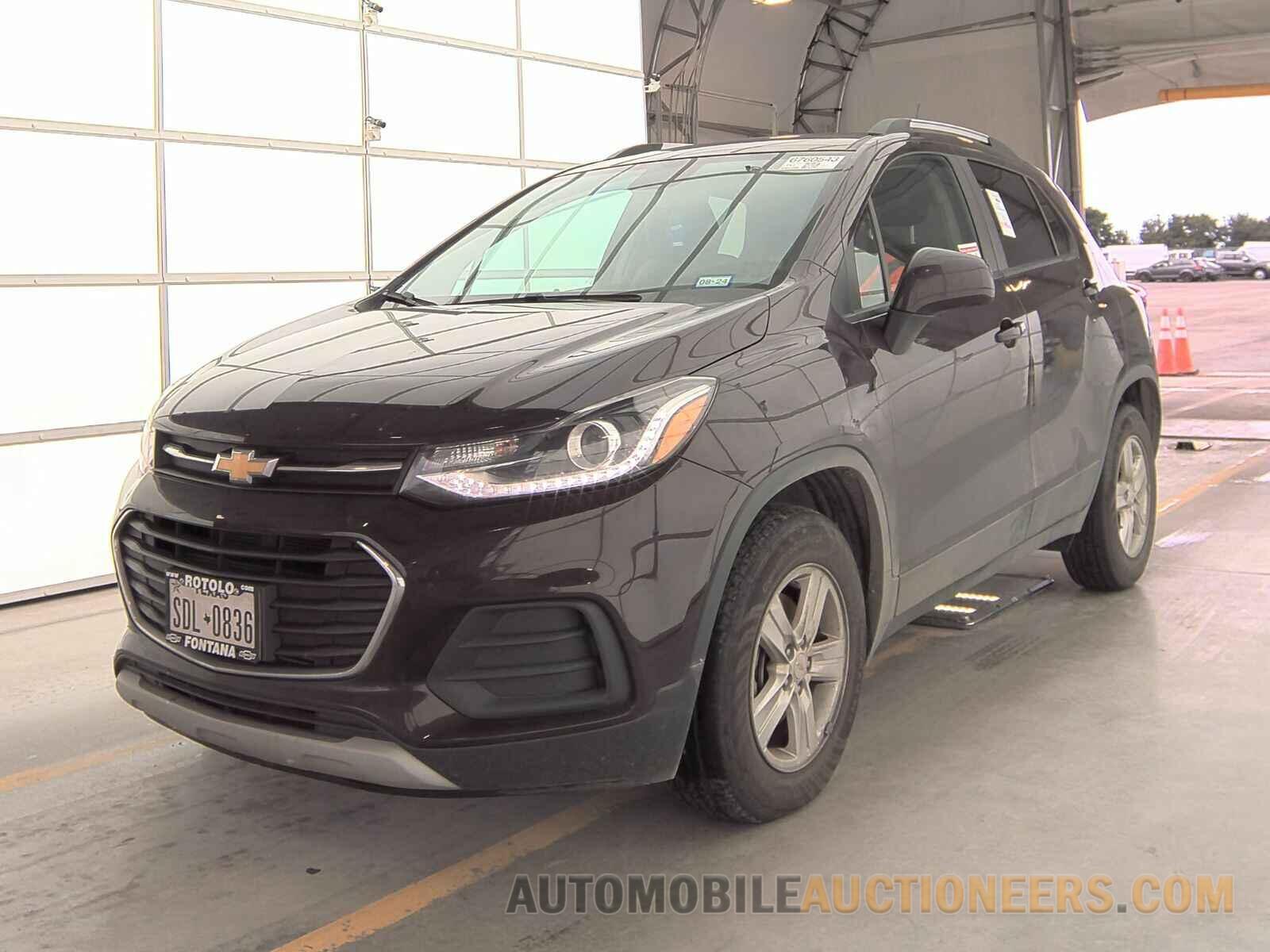 KL7CJPSM5NB540360 Chevrolet Trax 2022