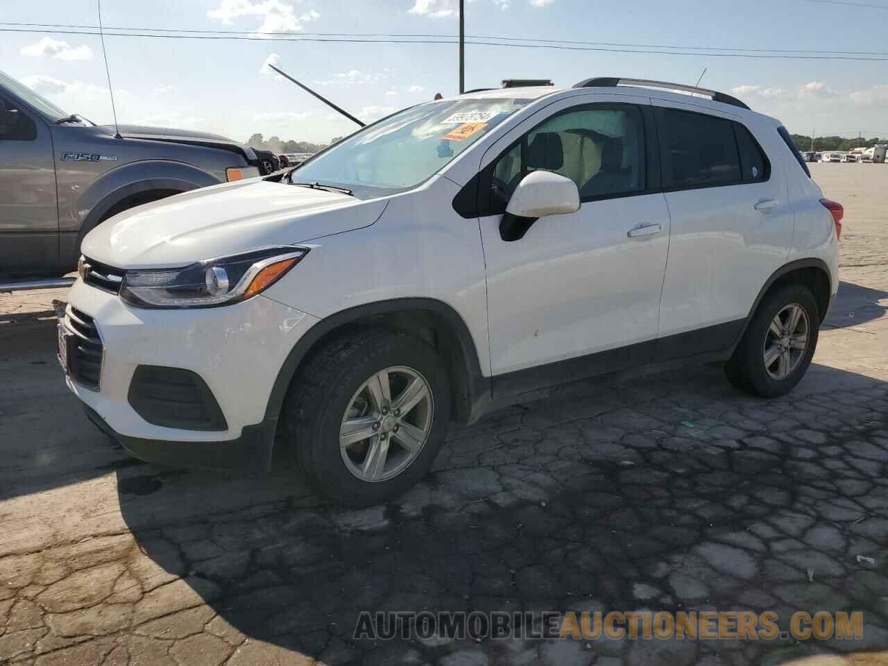 KL7CJPSM7MB365219 CHEVROLET TRAX 2021