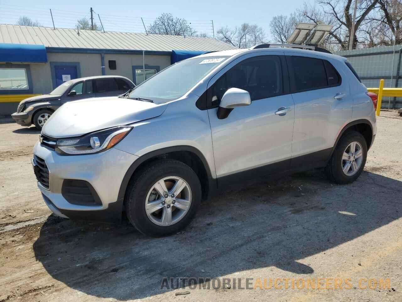 KL7CJPSM7NB518621 CHEVROLET TRAX 2022