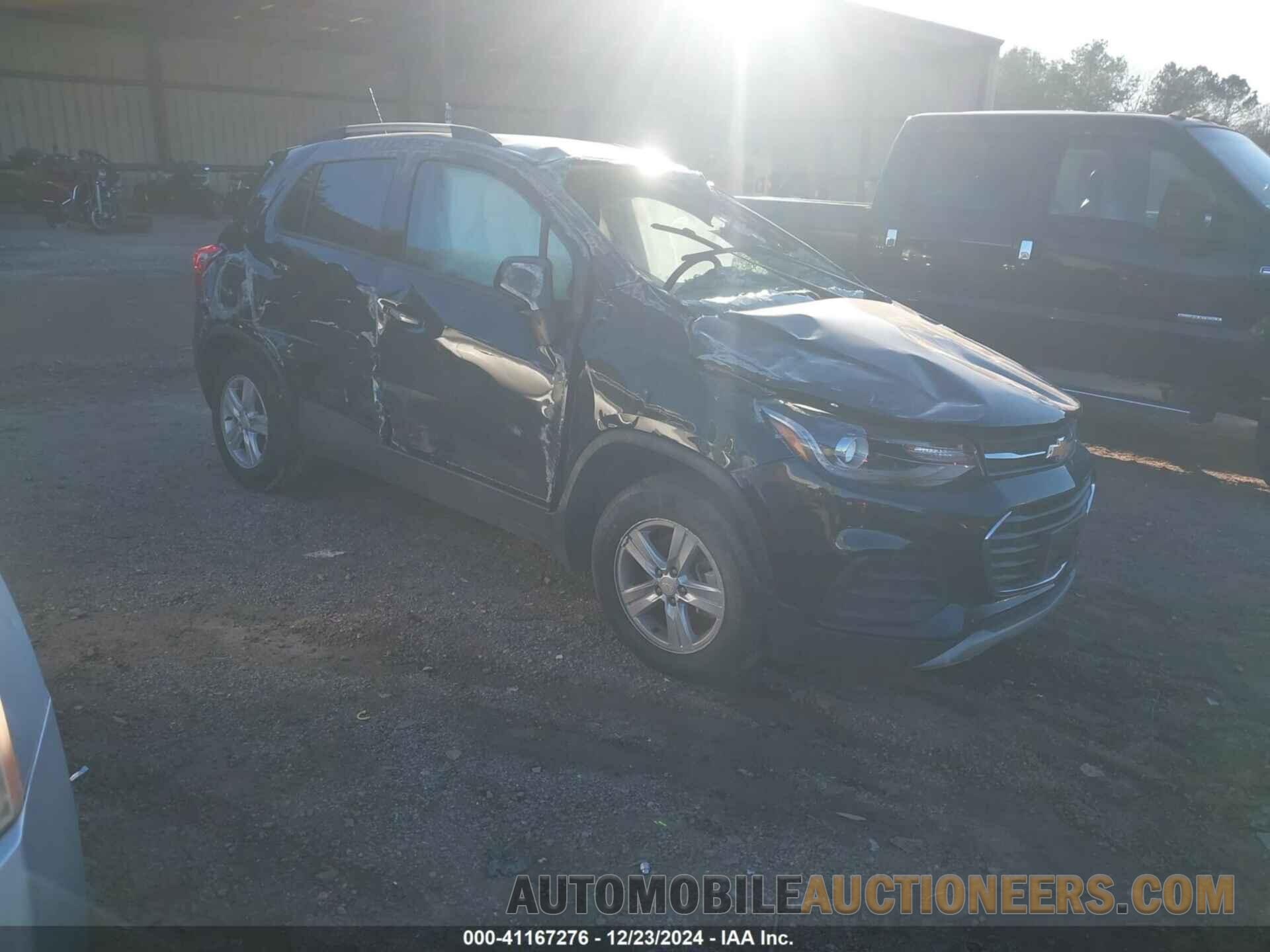 KL7CJPSM7NB527688 CHEVROLET TRAX 2022