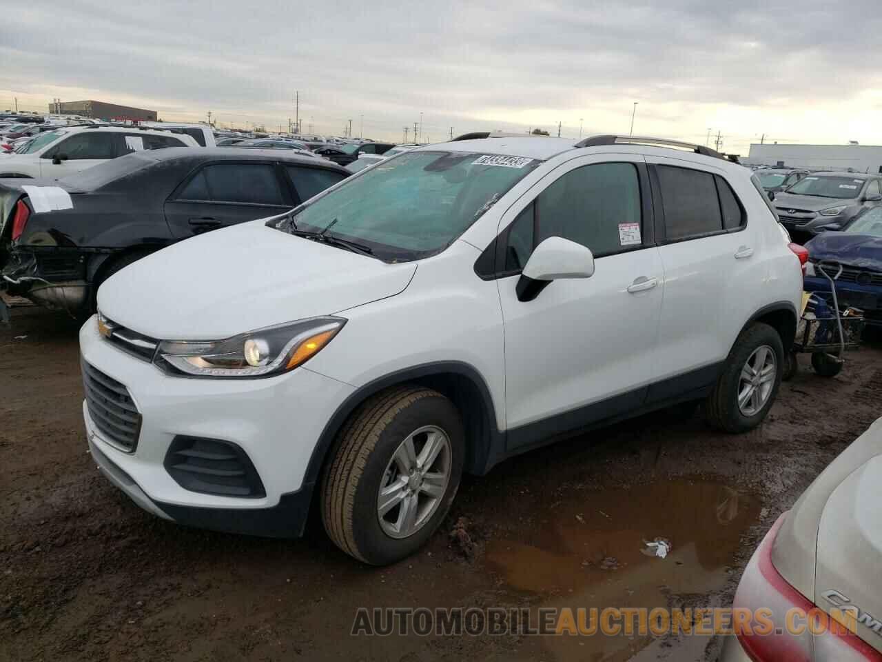 KL7CJPSM7NB537606 CHEVROLET TRAX 2022