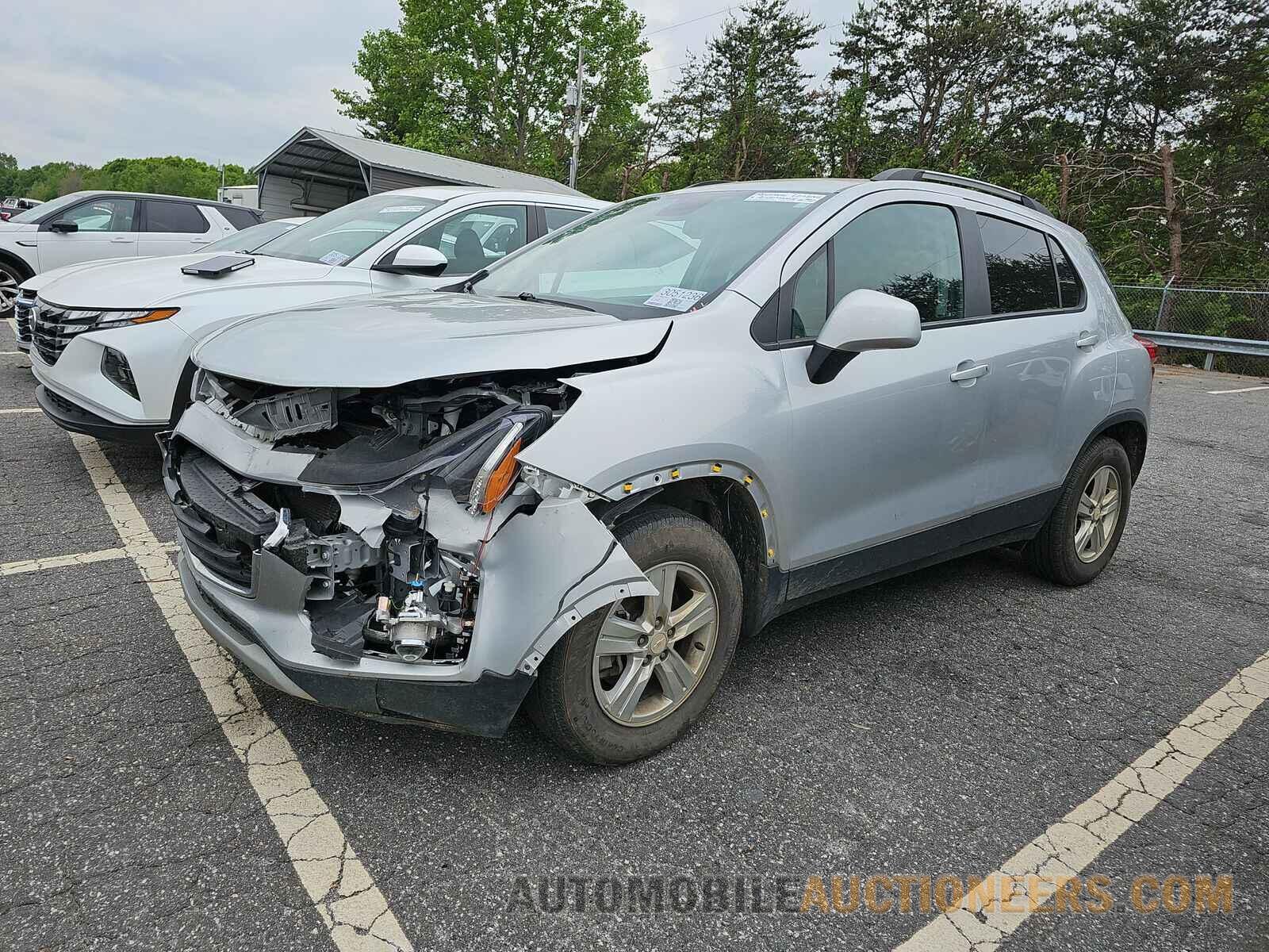 KL7CJPSM8MB374611 Chevrolet Trax 2021