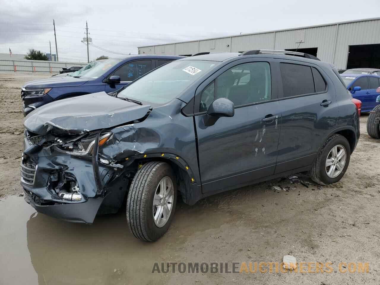 KL7CJPSM8NB512536 CHEVROLET TRAX 2022