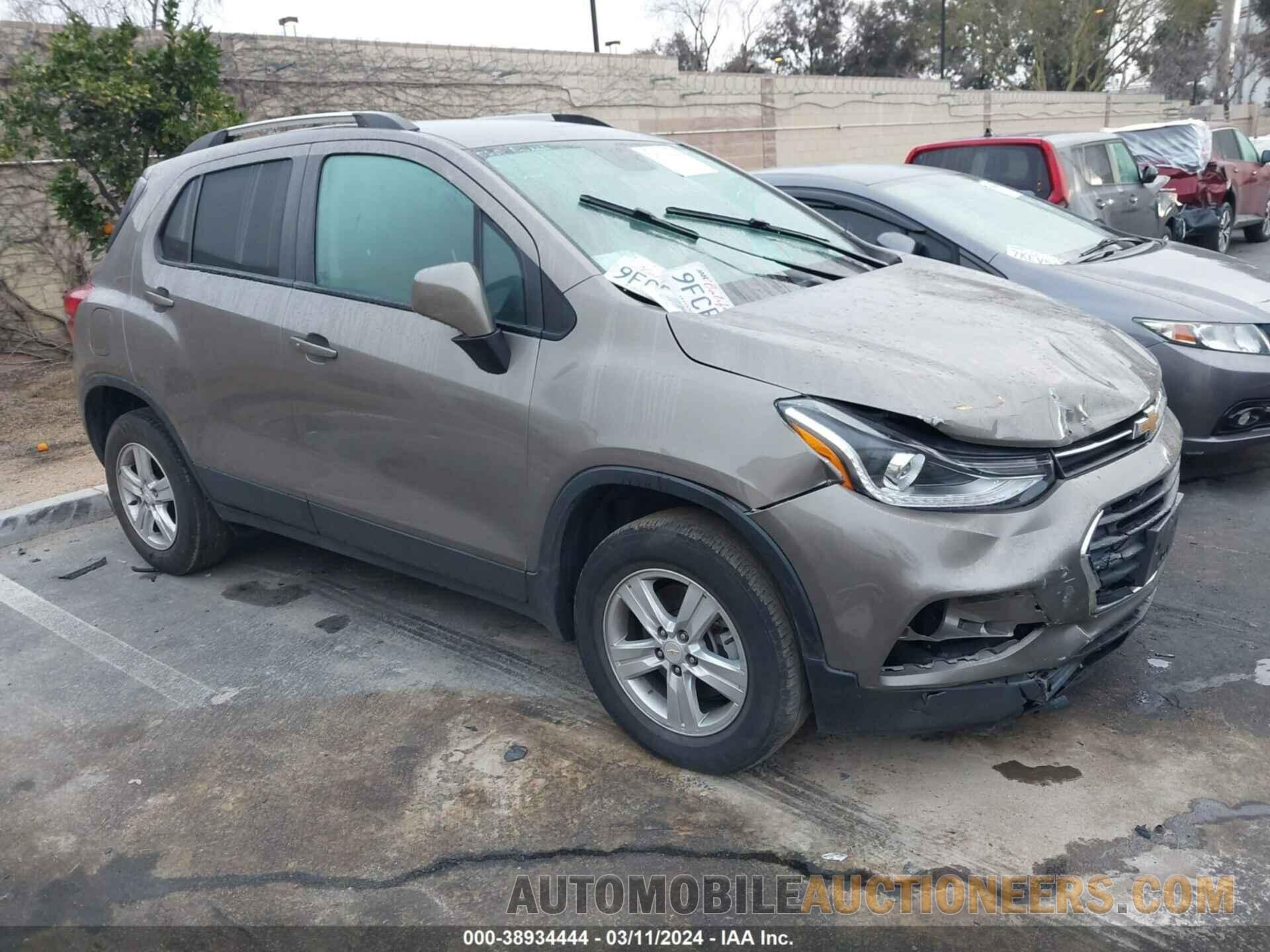 KL7CJPSM8NB566600 CHEVROLET TRAX 2022