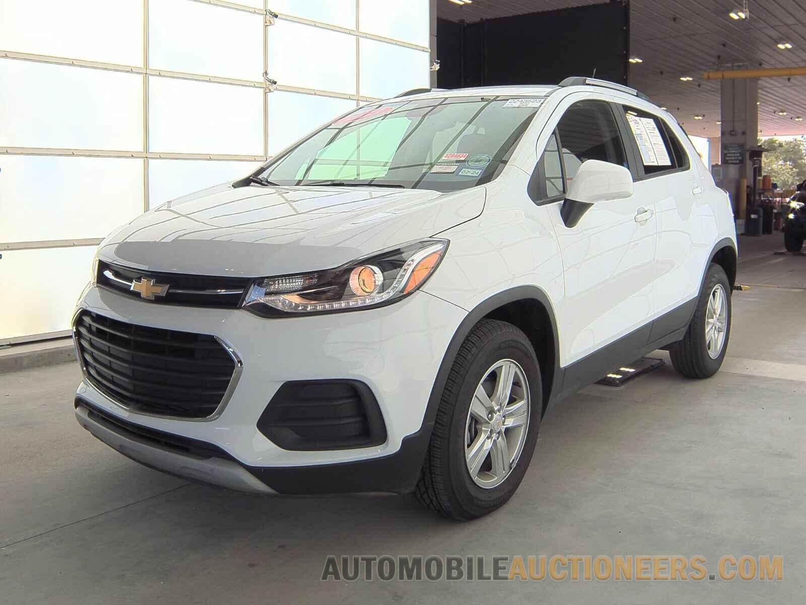 KL7CJPSM9NB528809 Chevrolet Trax 2022