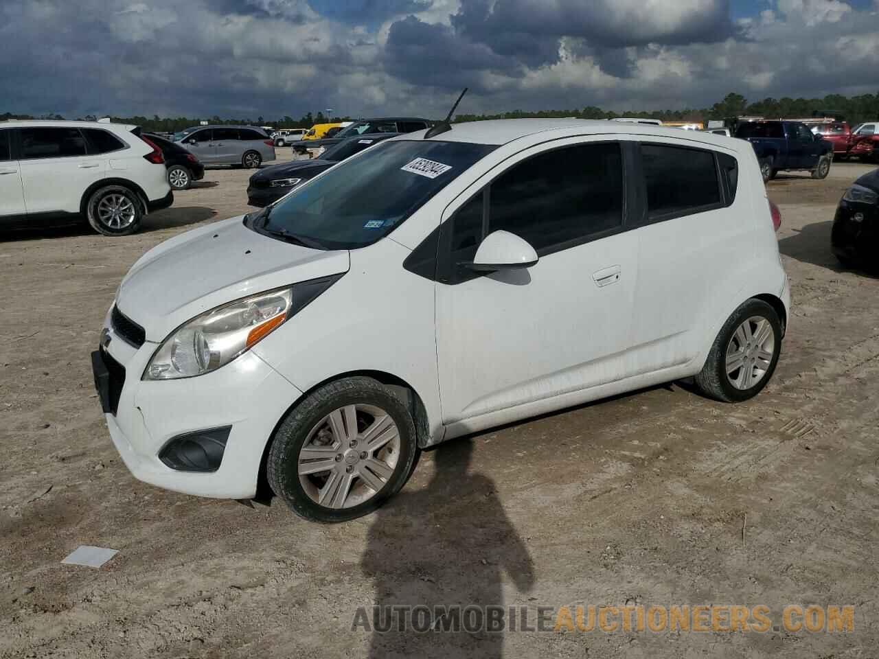 KL8CB6S98FC741079 CHEVROLET SPARK 2015