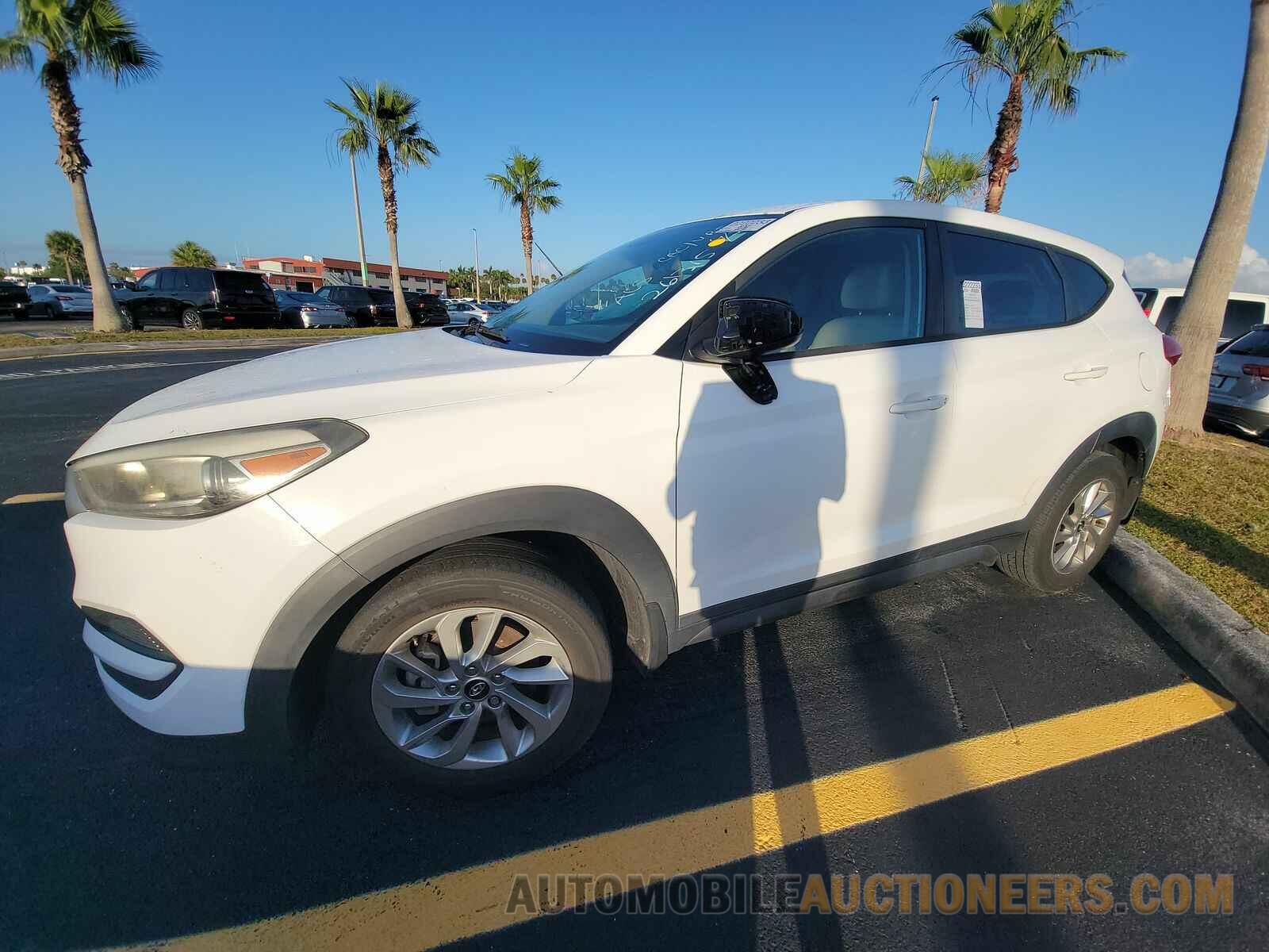 KM8J23A4XHU261315 Hyundai Tucson 2017